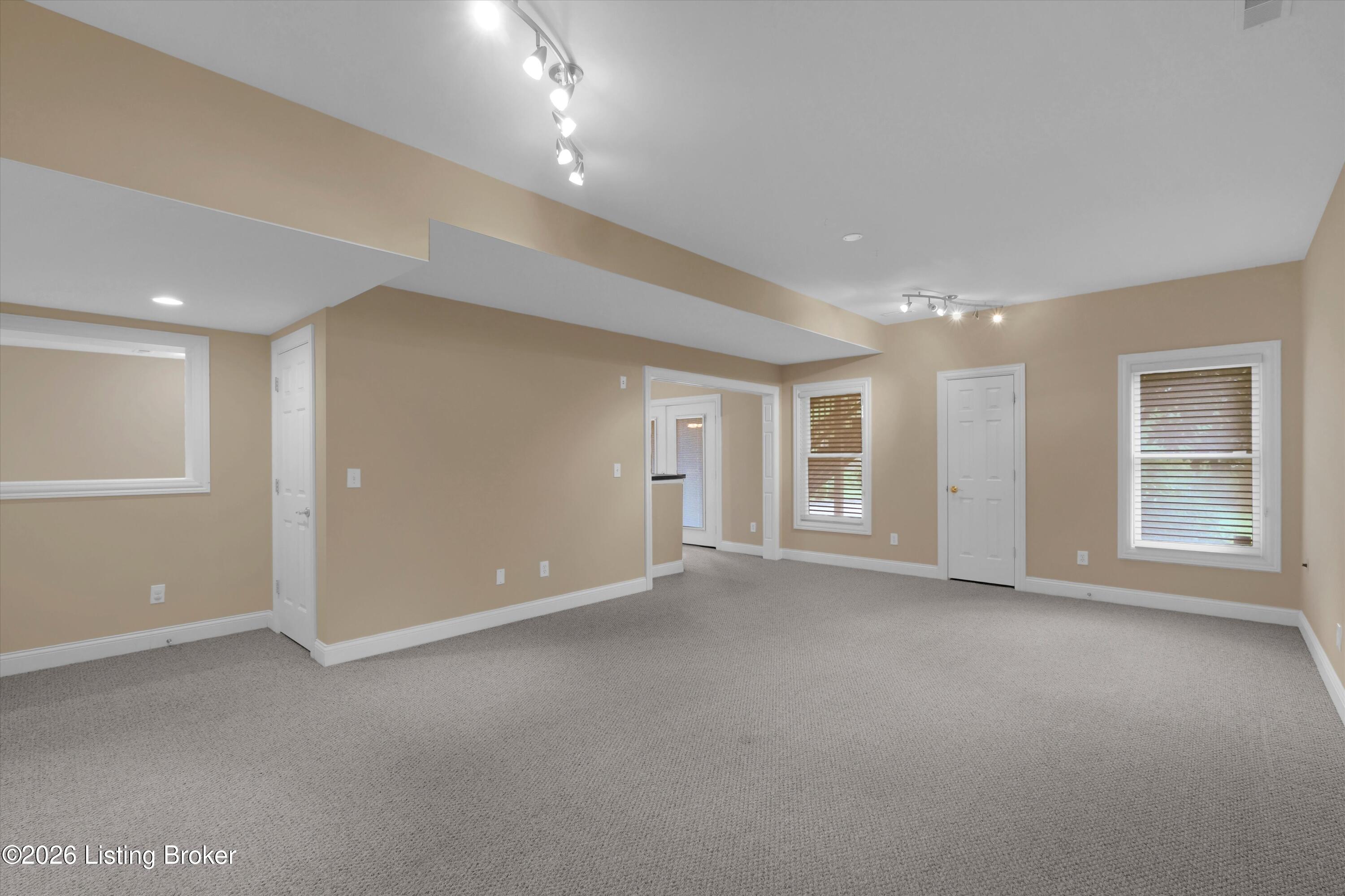 12805 Deer Cross Dr Property Photo 36