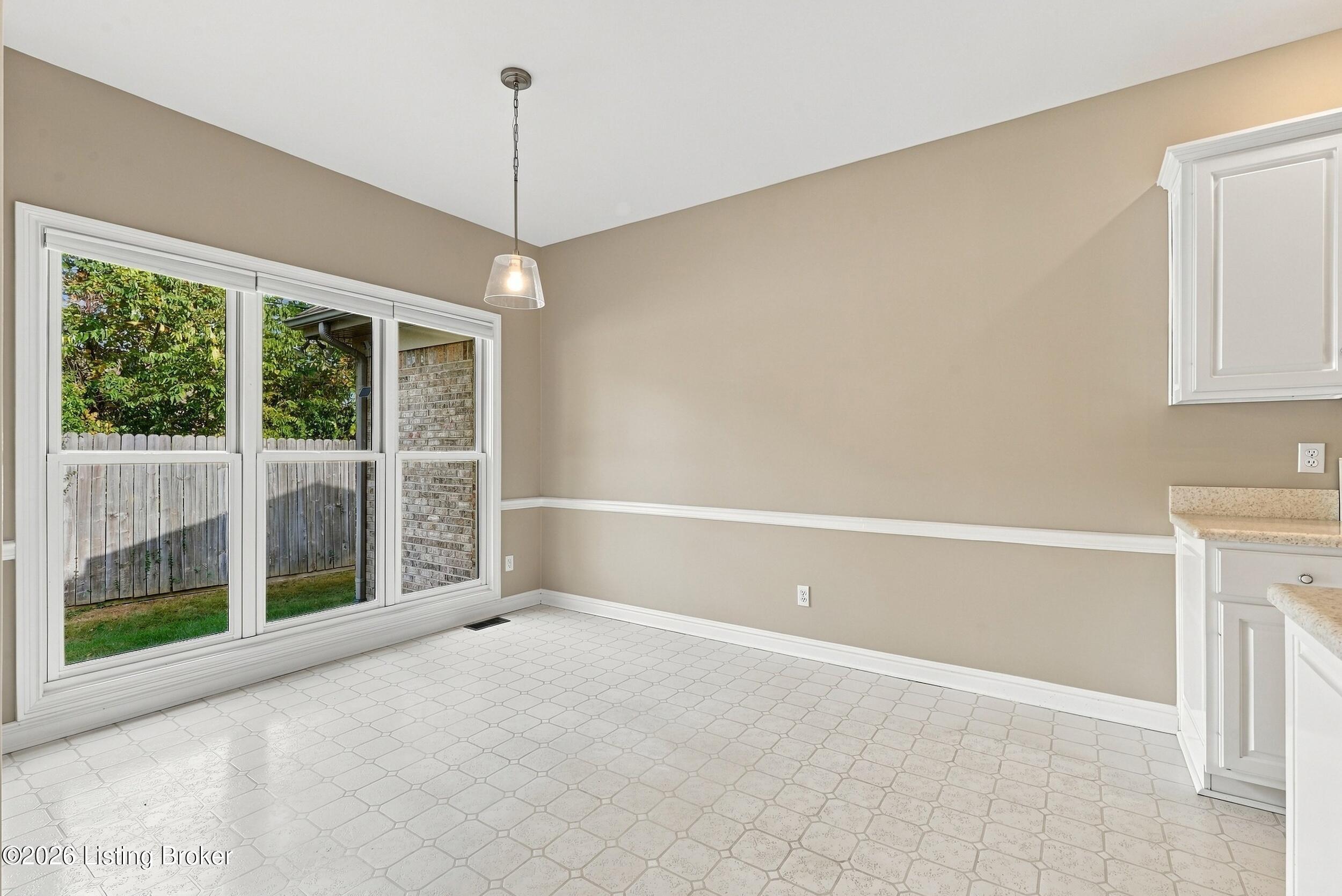 1421 Twin Ridge Rd Property Photo 12