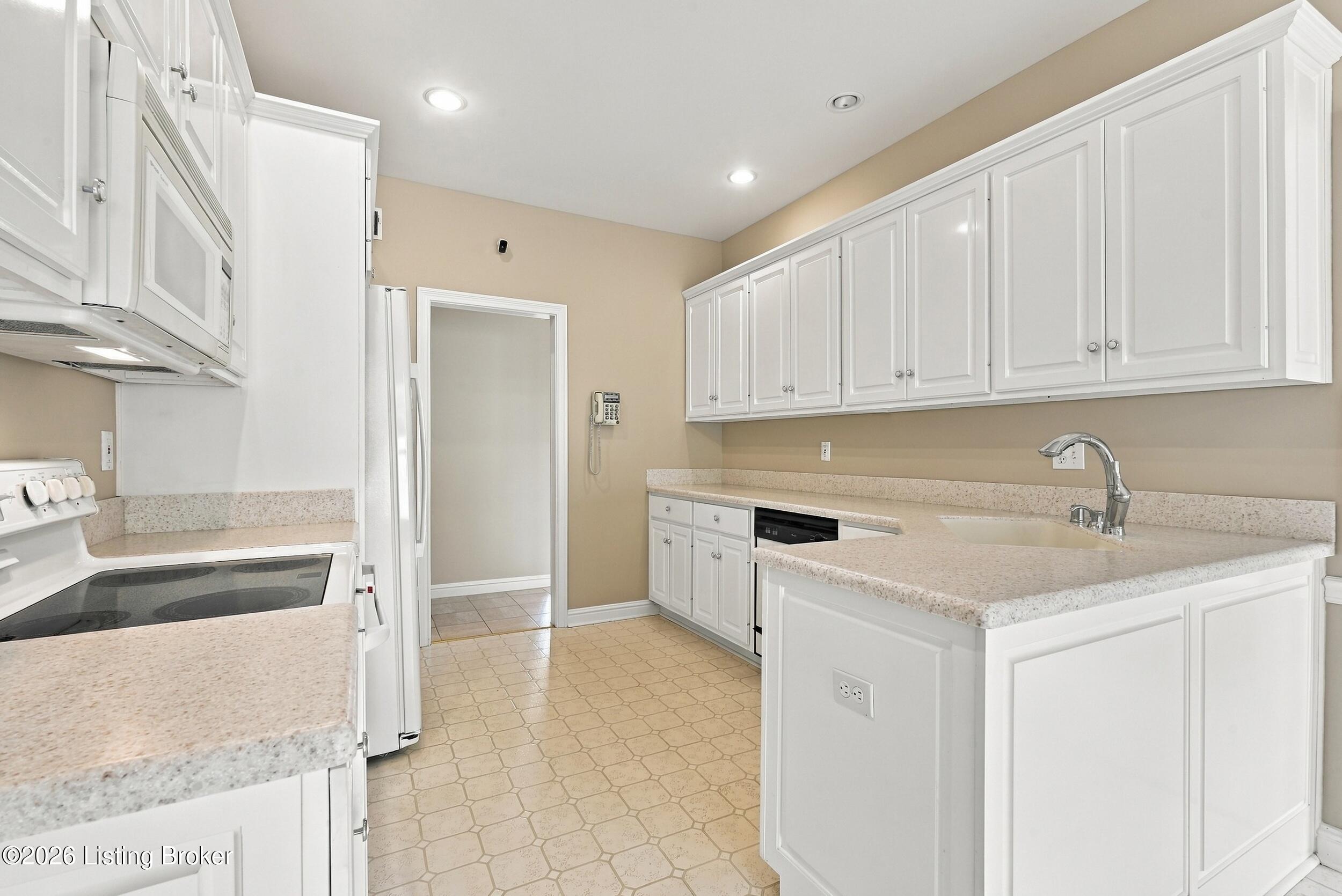 1421 Twin Ridge Rd Property Photo 15