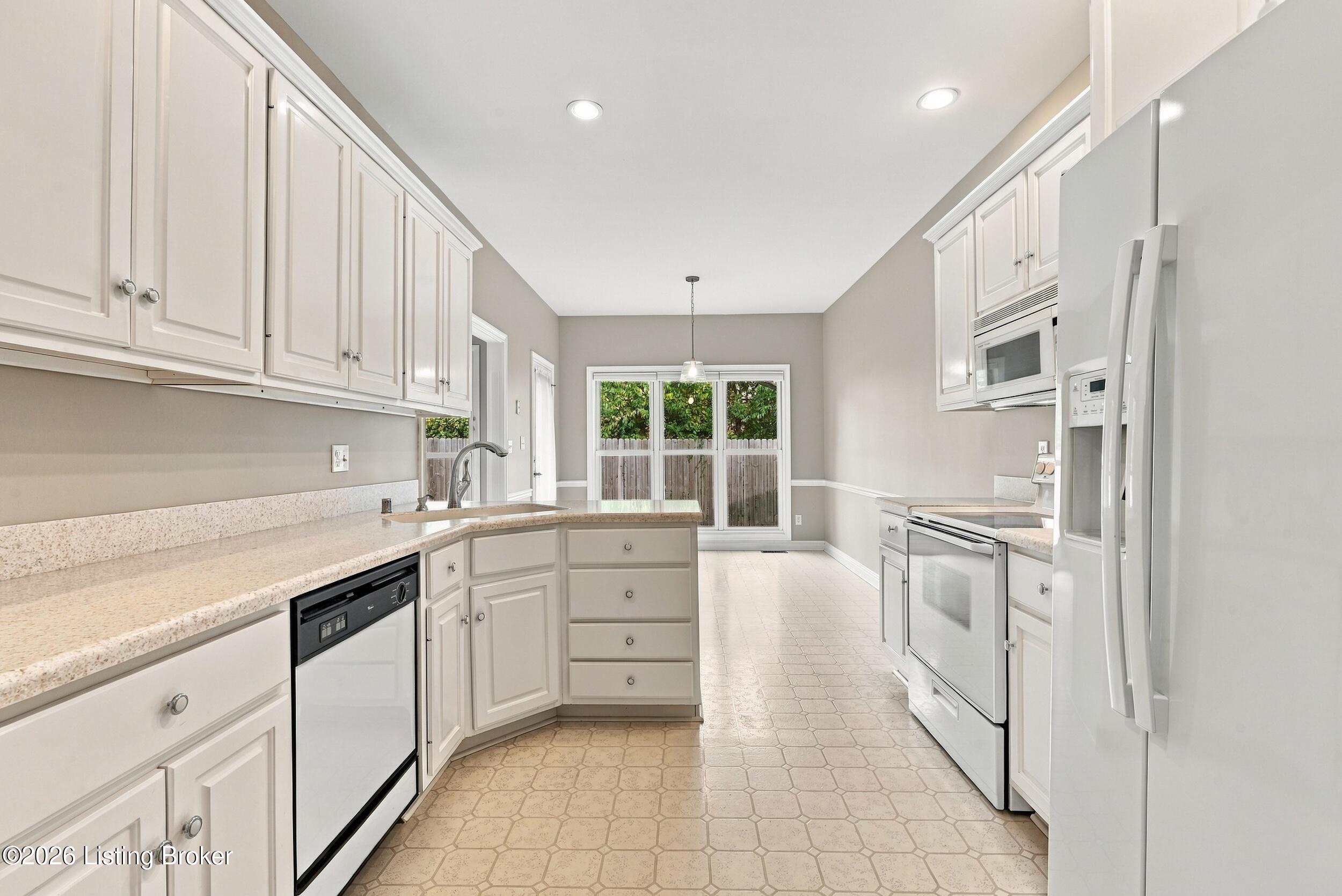 1421 Twin Ridge Rd Property Photo 16