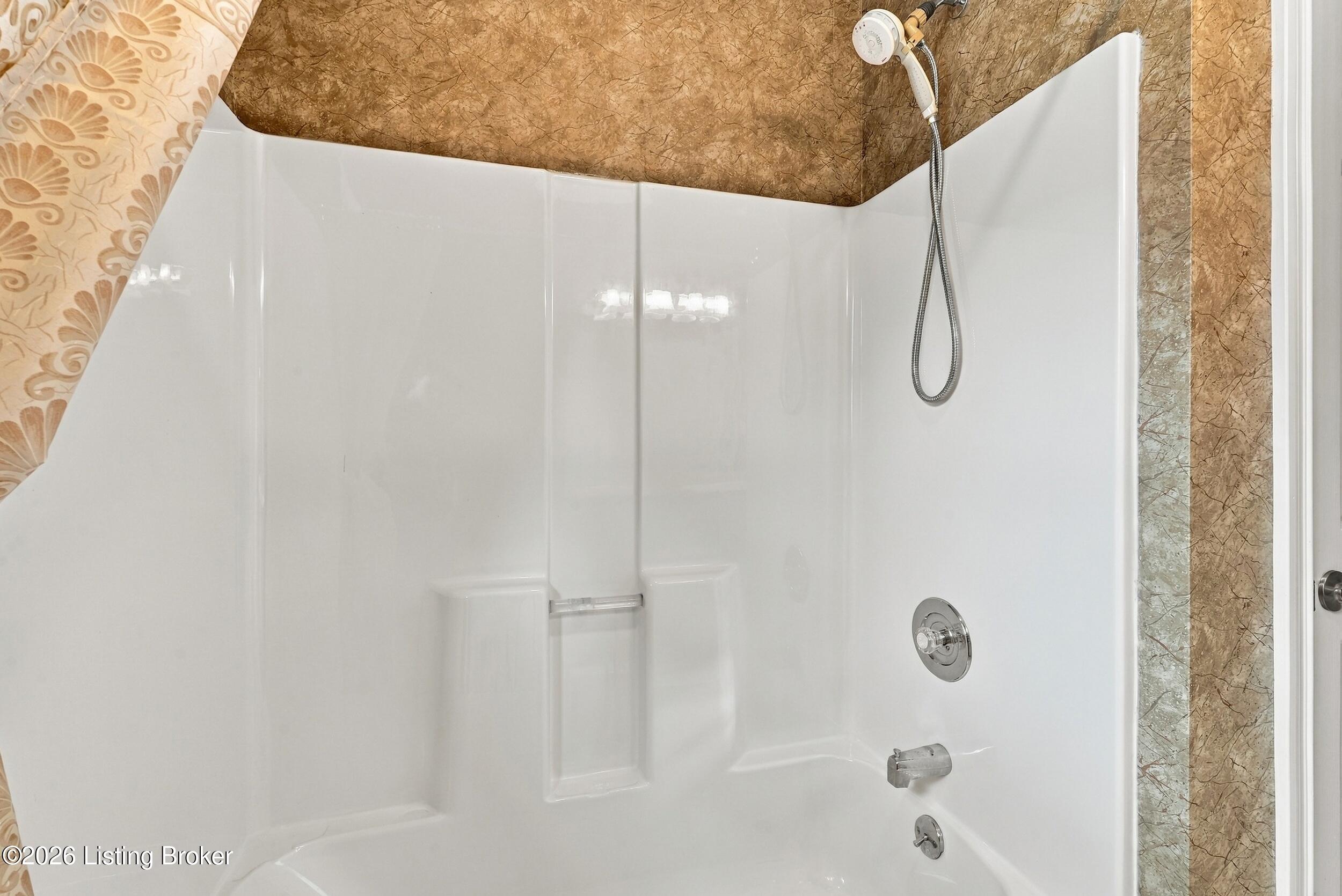 1421 Twin Ridge Rd Property Photo 22
