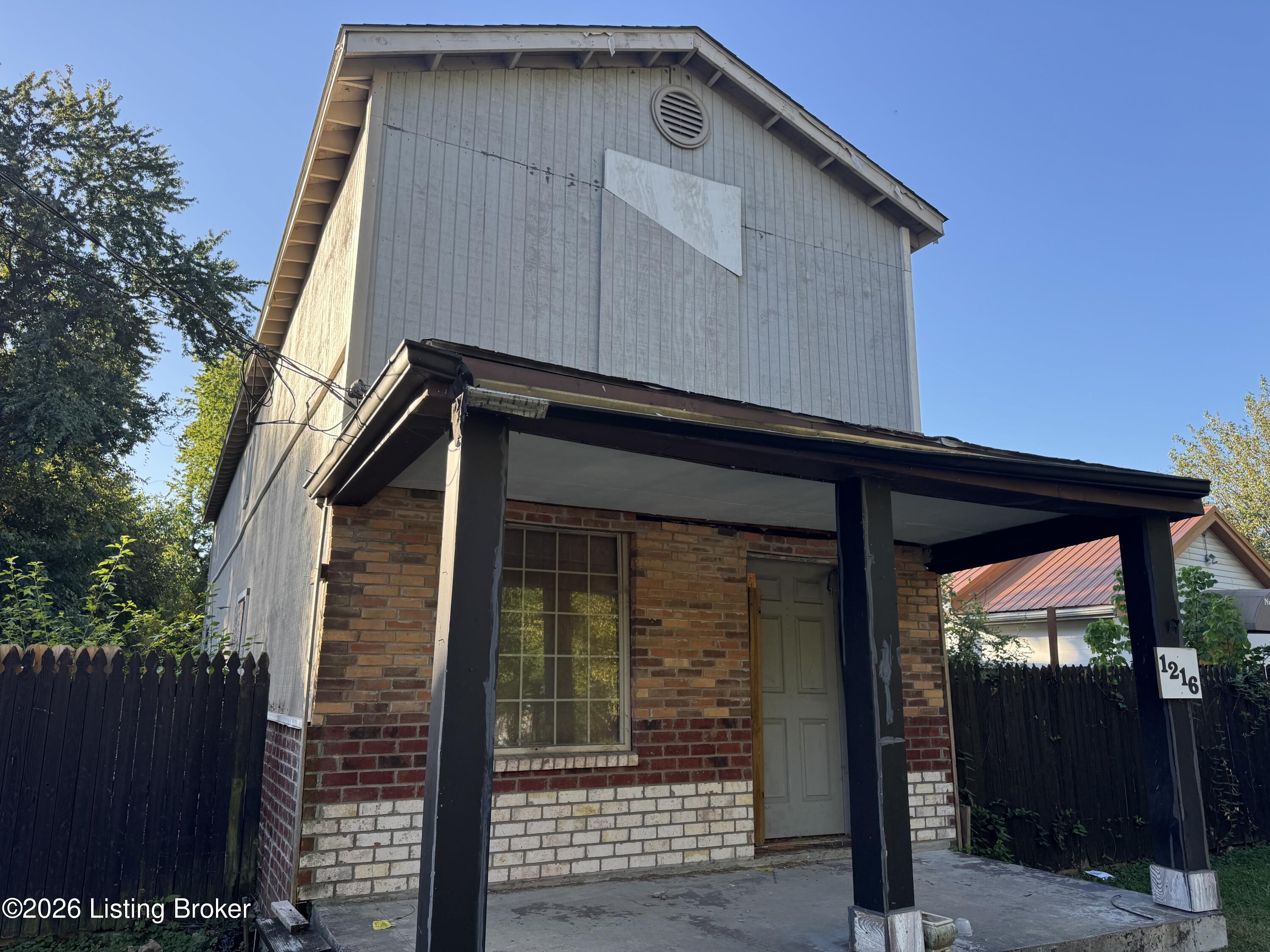 1216 Vim Dr Property Photo 1