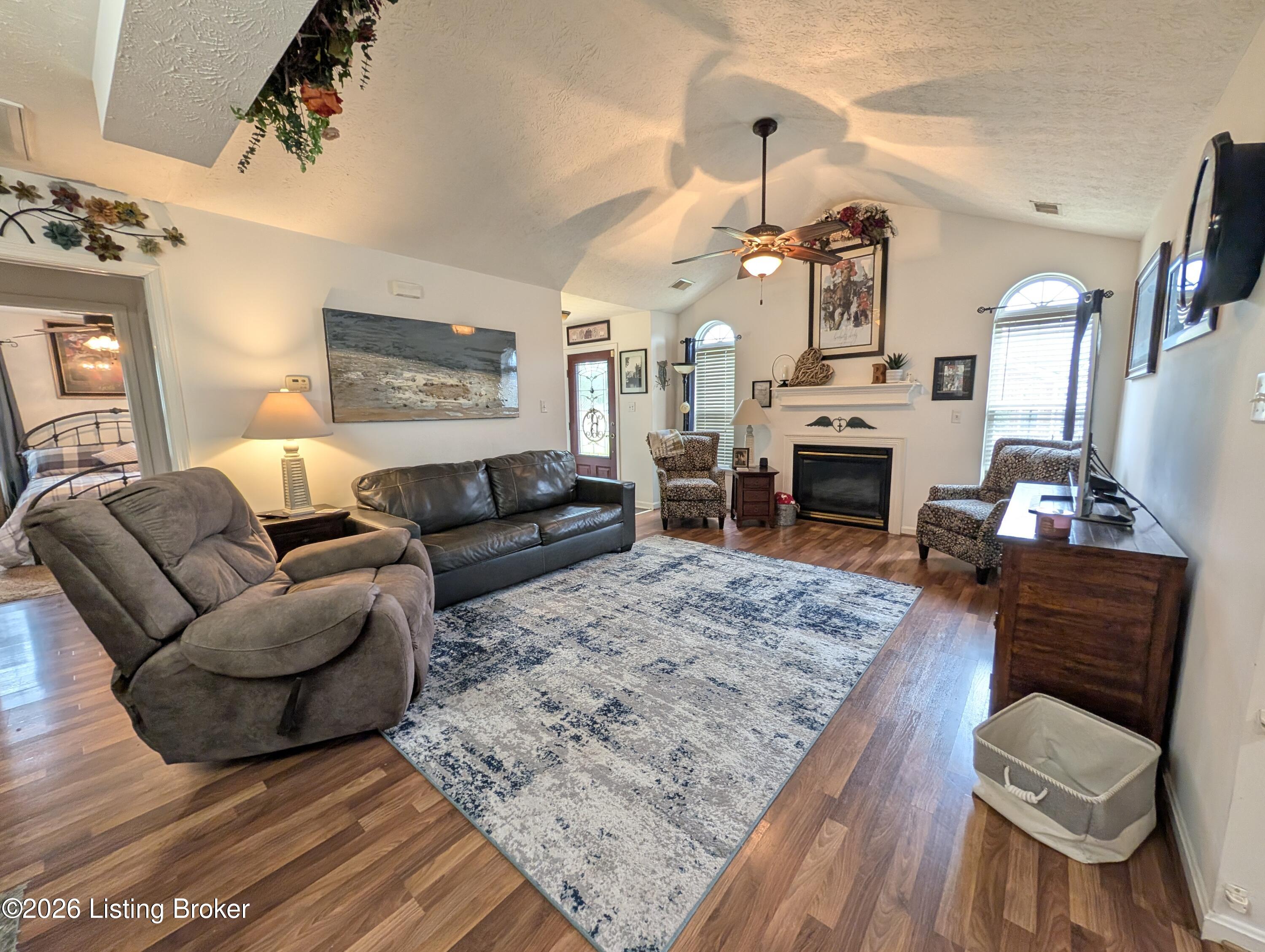 11405 Ridge Lake Dr Property Photo 7