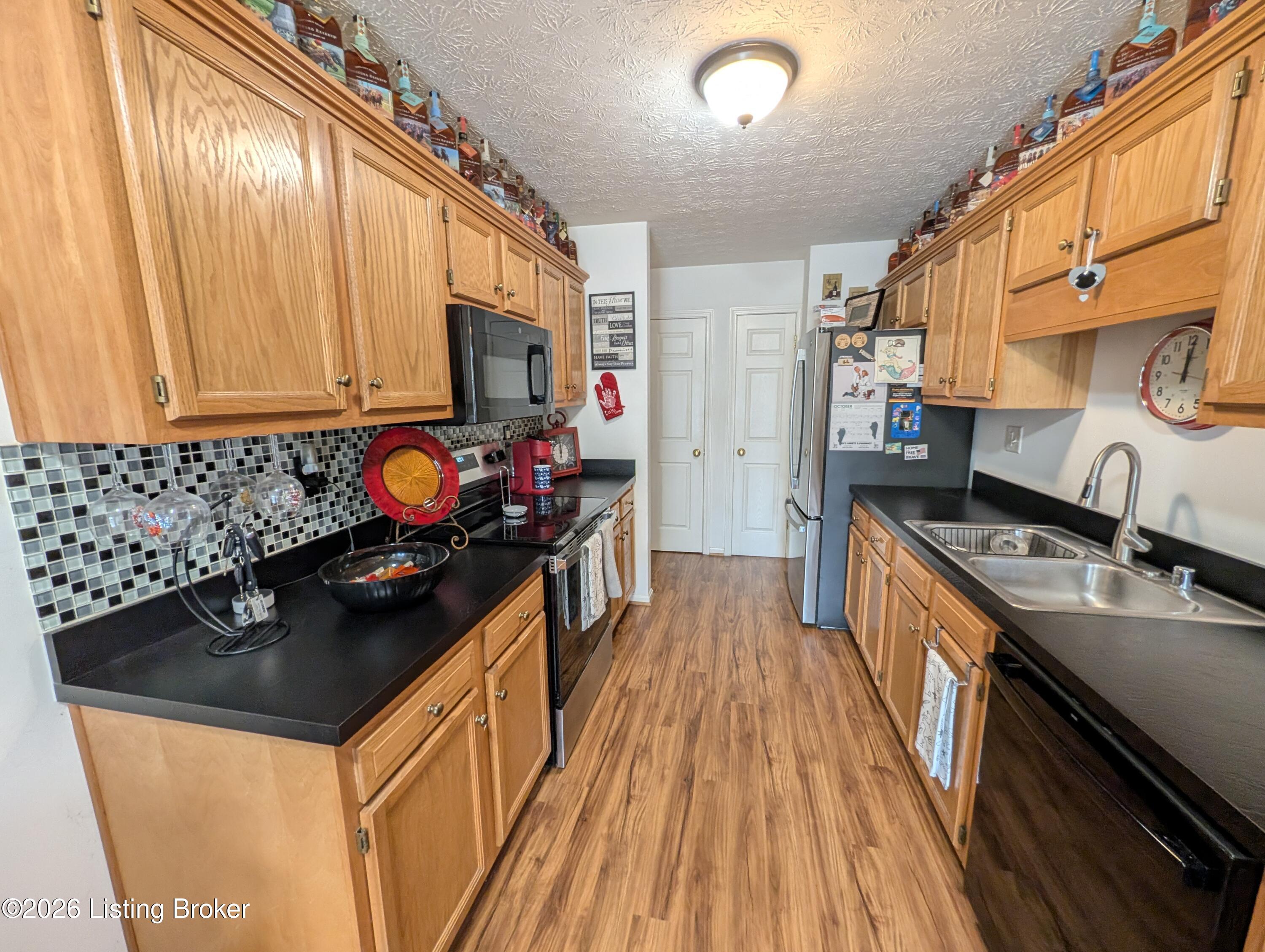 11405 Ridge Lake Dr Property Photo 12