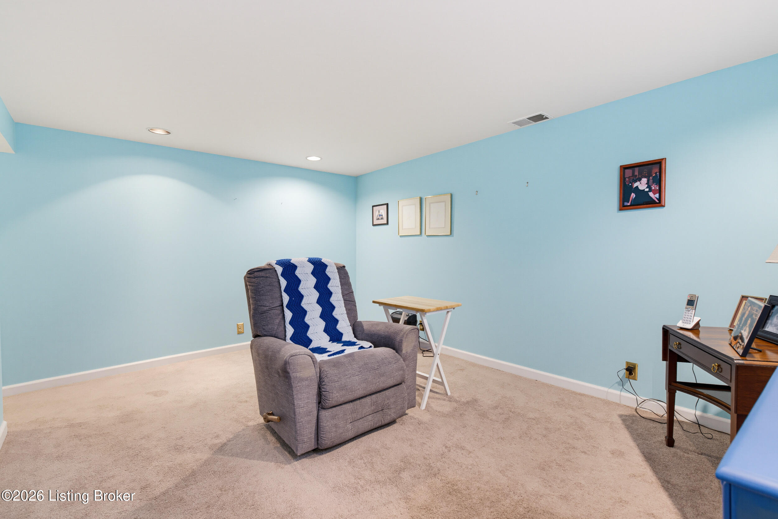 206 Colonial Dr Property Photo 36