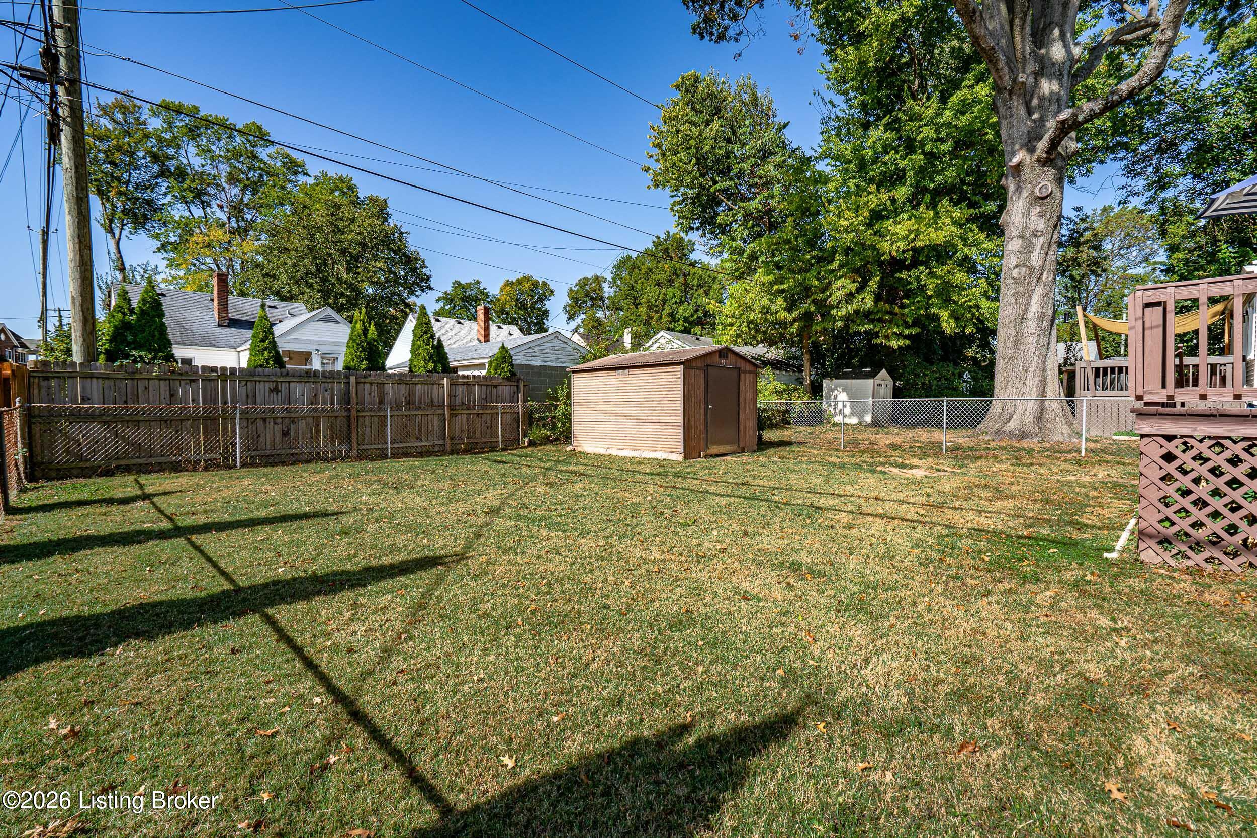 206 Colonial Dr Property Photo 45