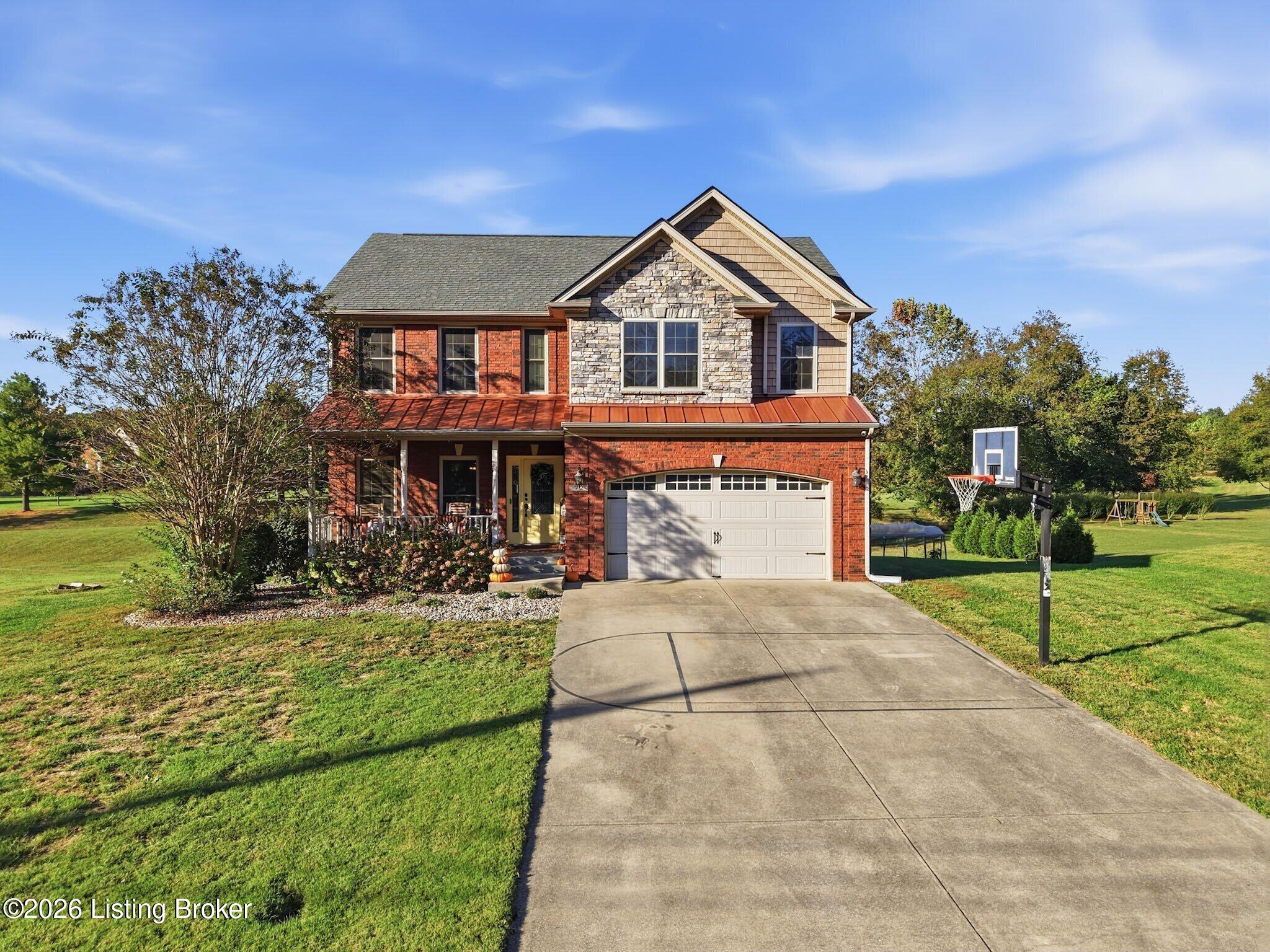 72 Colyers Ln Property Photo 1