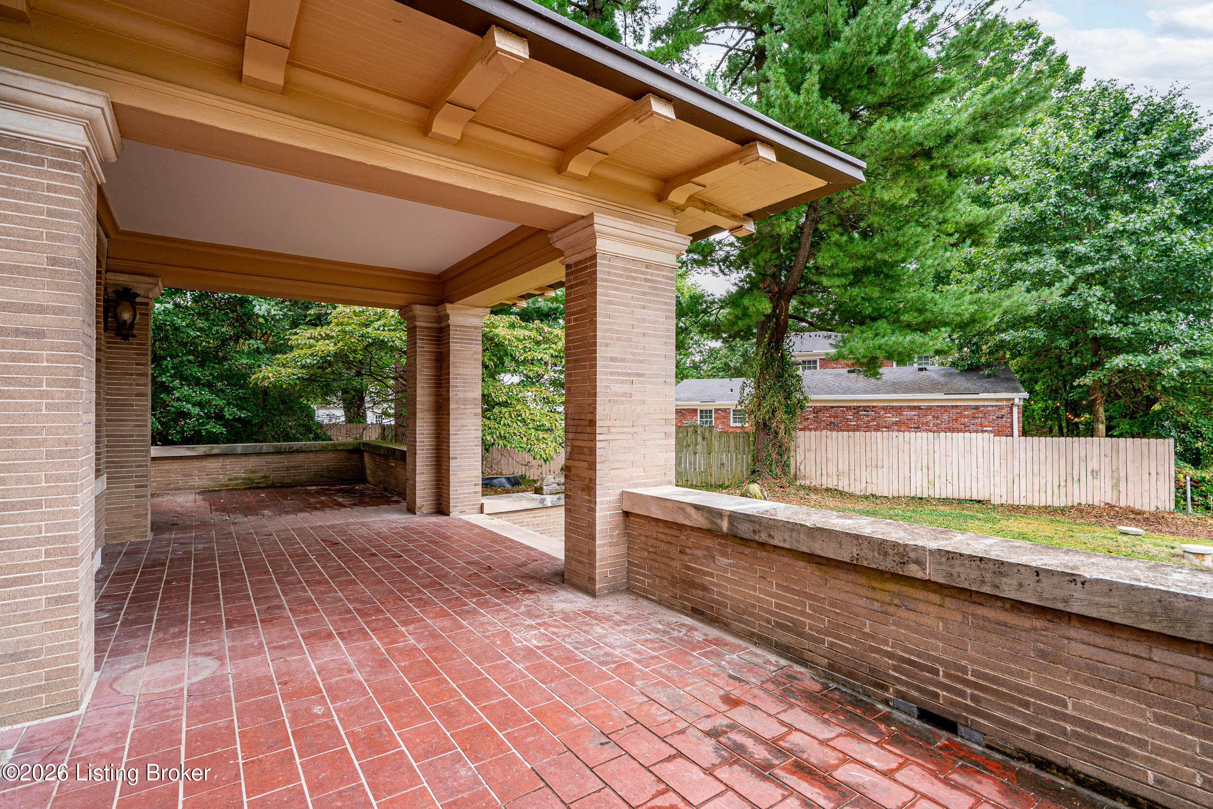 1612 Sylvan Way Property Photo 13