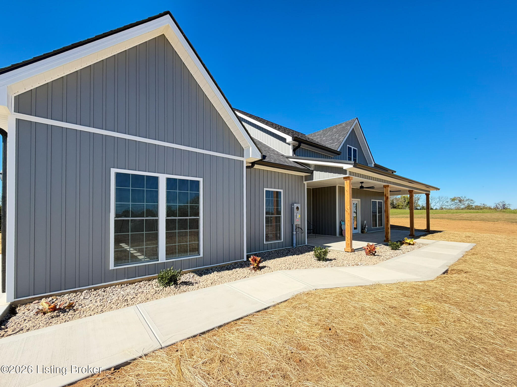 10188 Mt Eden Rd Property Photo 6