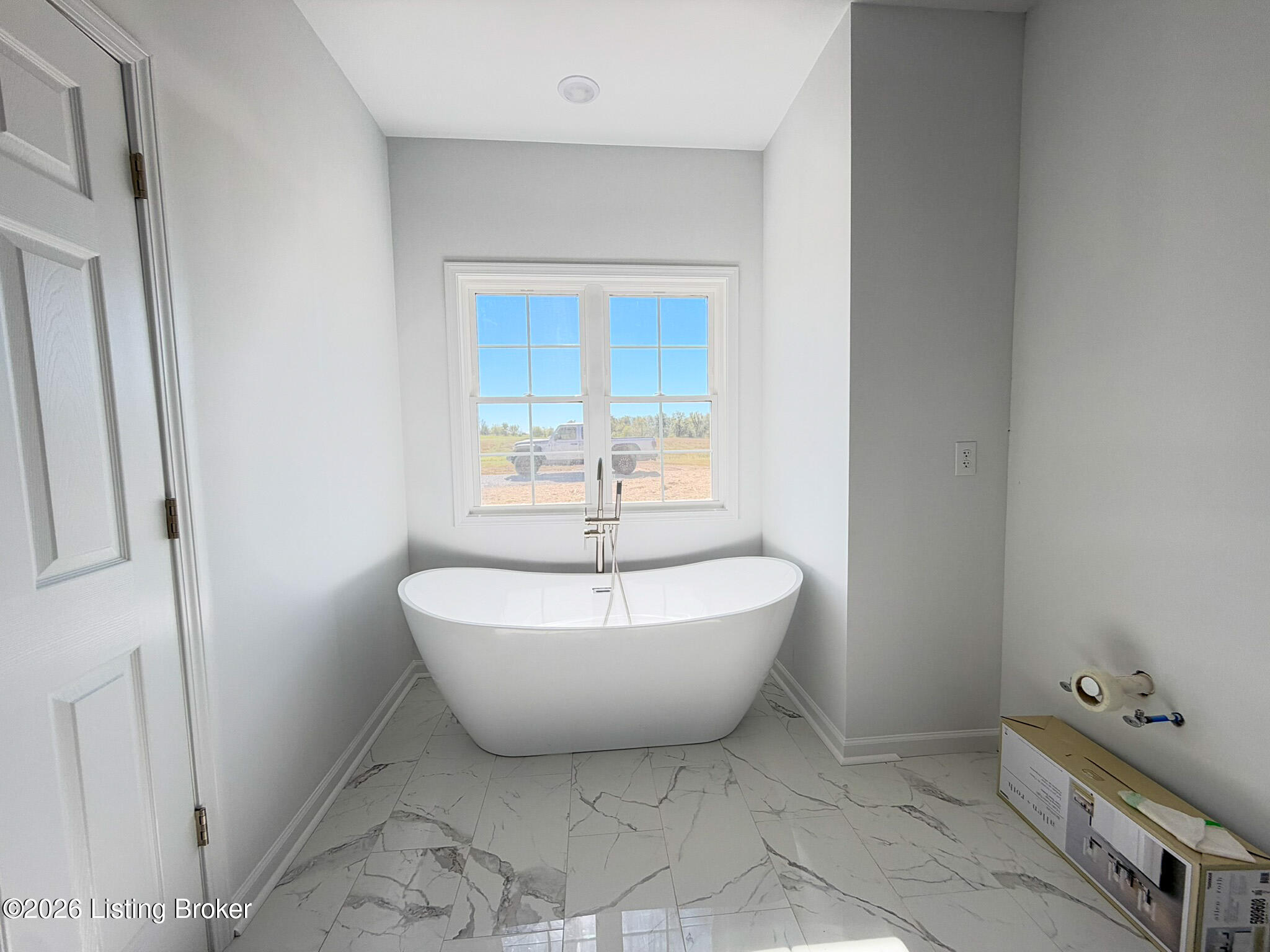 10188 Mt Eden Rd Property Photo 21