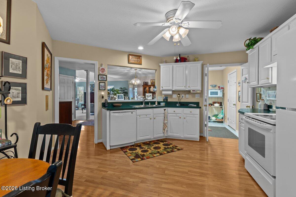 8315 Eagle Creek Dr Property Photo 8