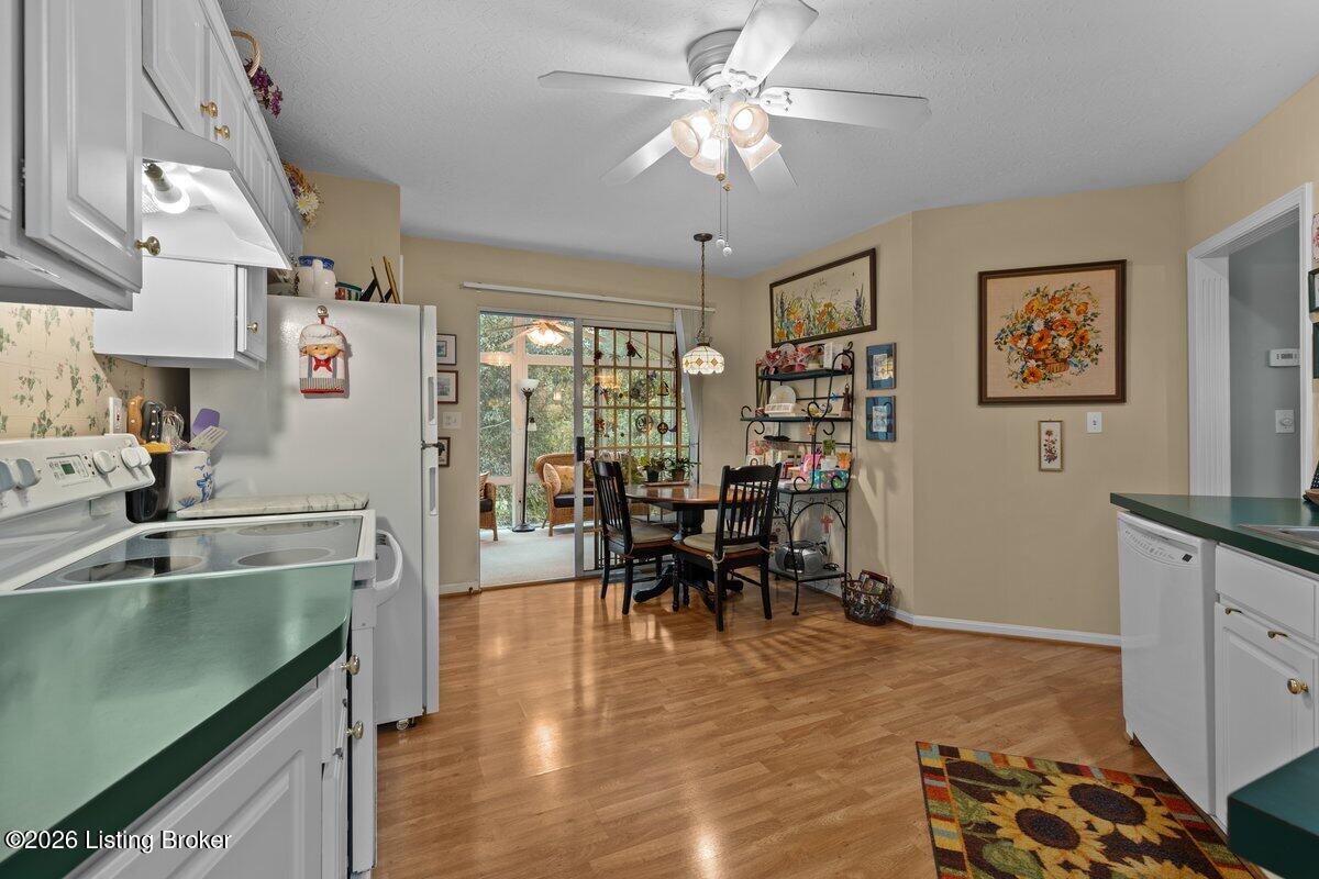 8315 Eagle Creek Dr Property Photo 9