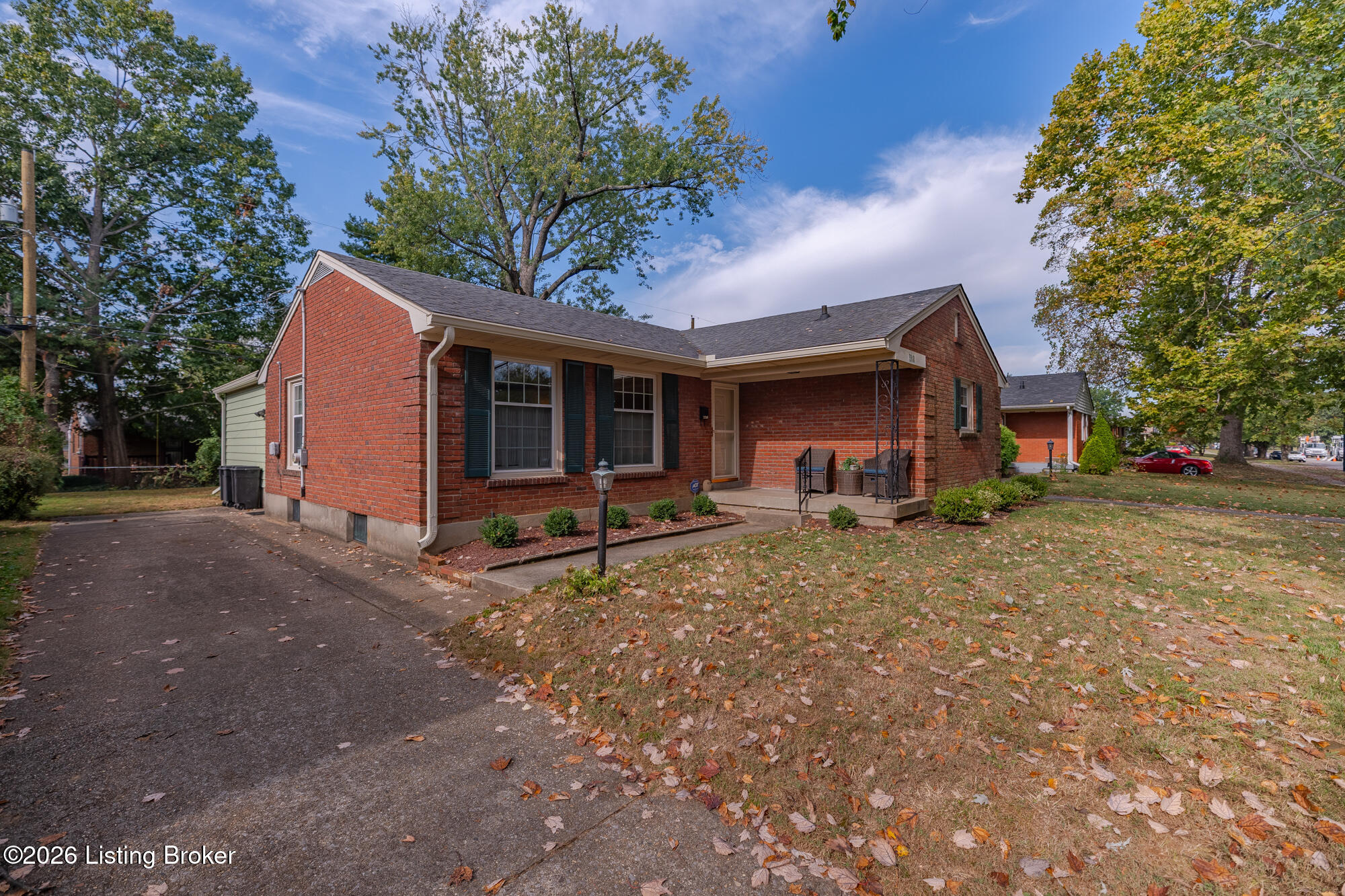 3318 Cawein Way Property Photo 3