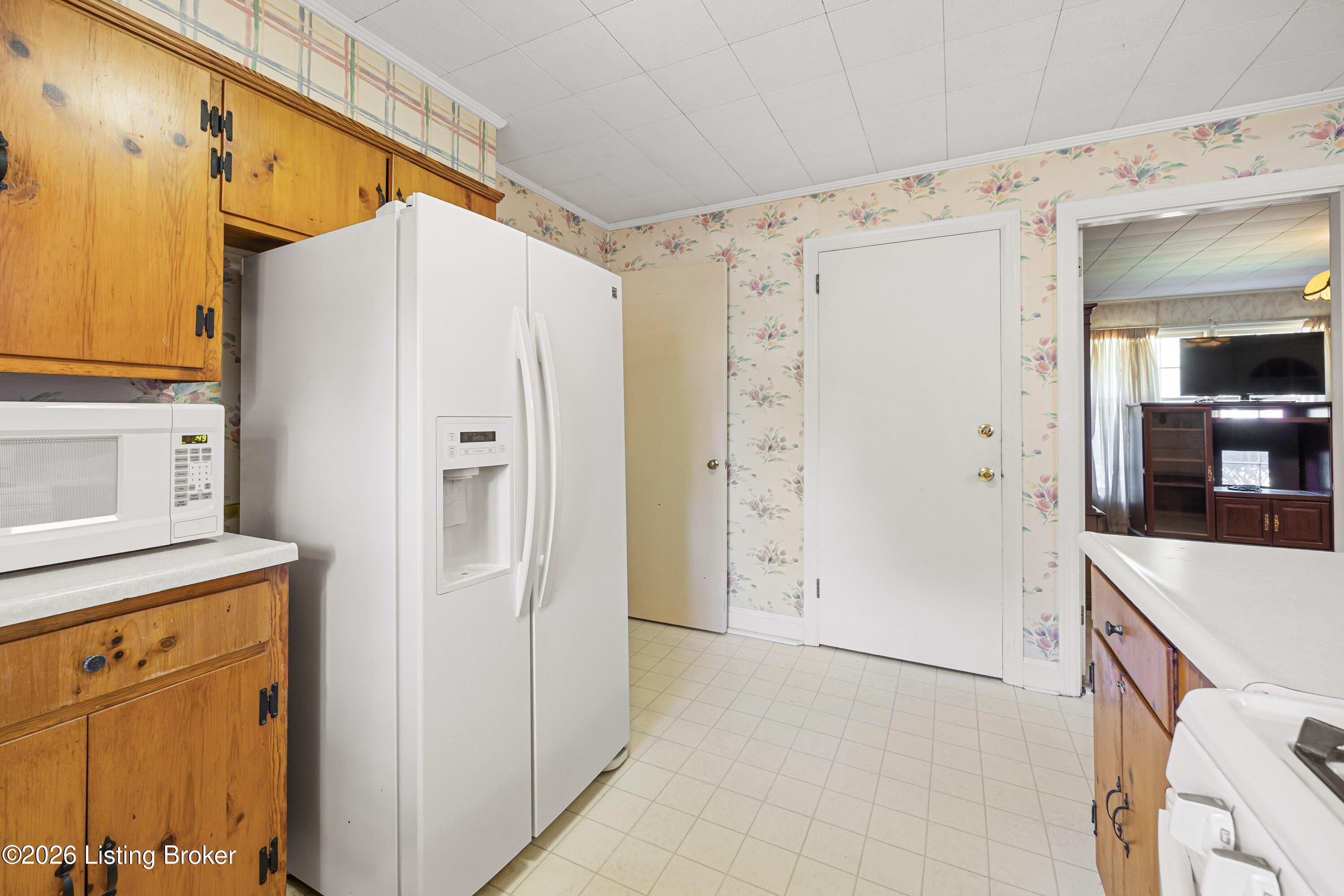 222 Dorchester Rd Property Photo 12