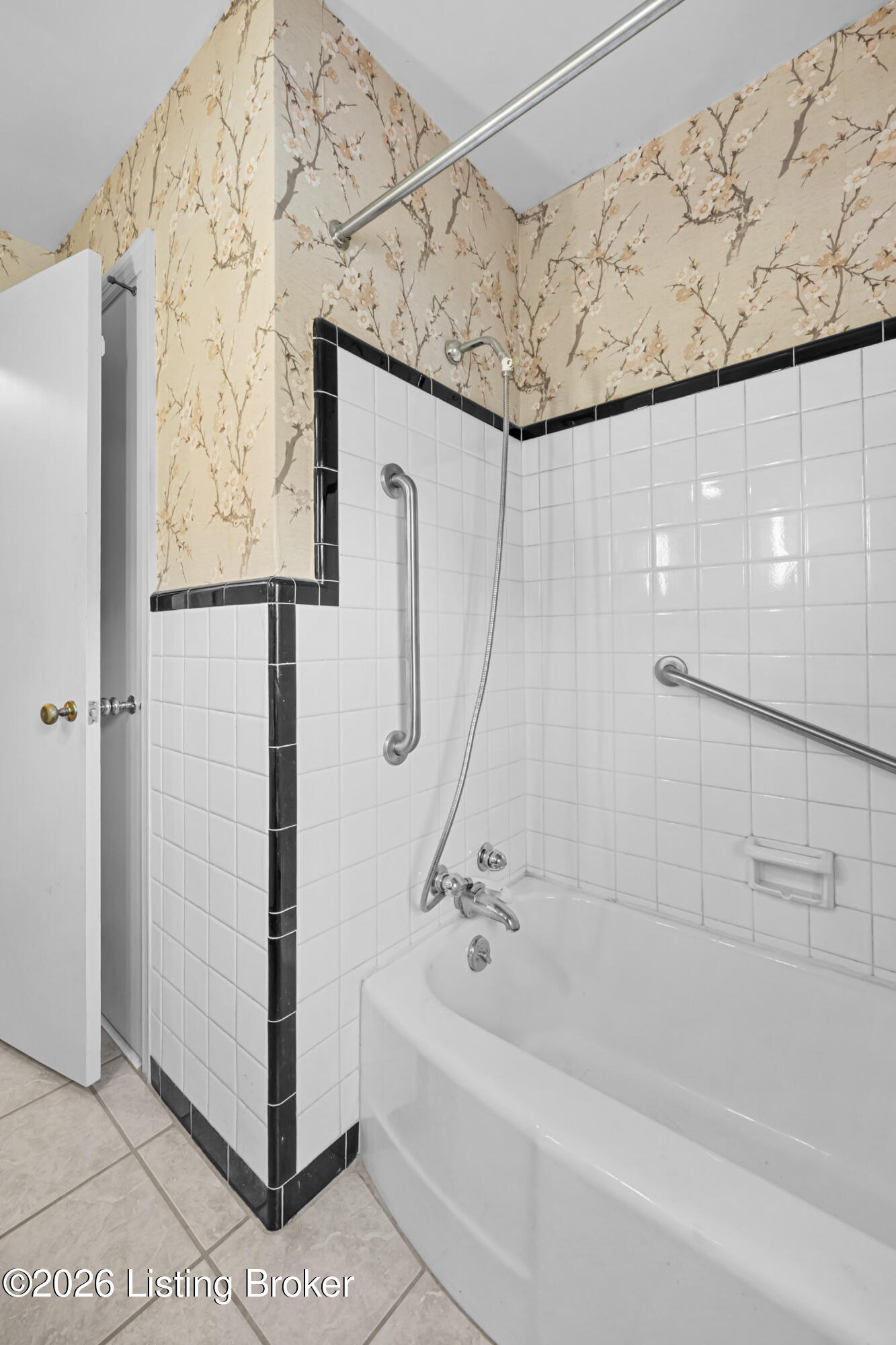 222 Dorchester Rd Property Photo 22