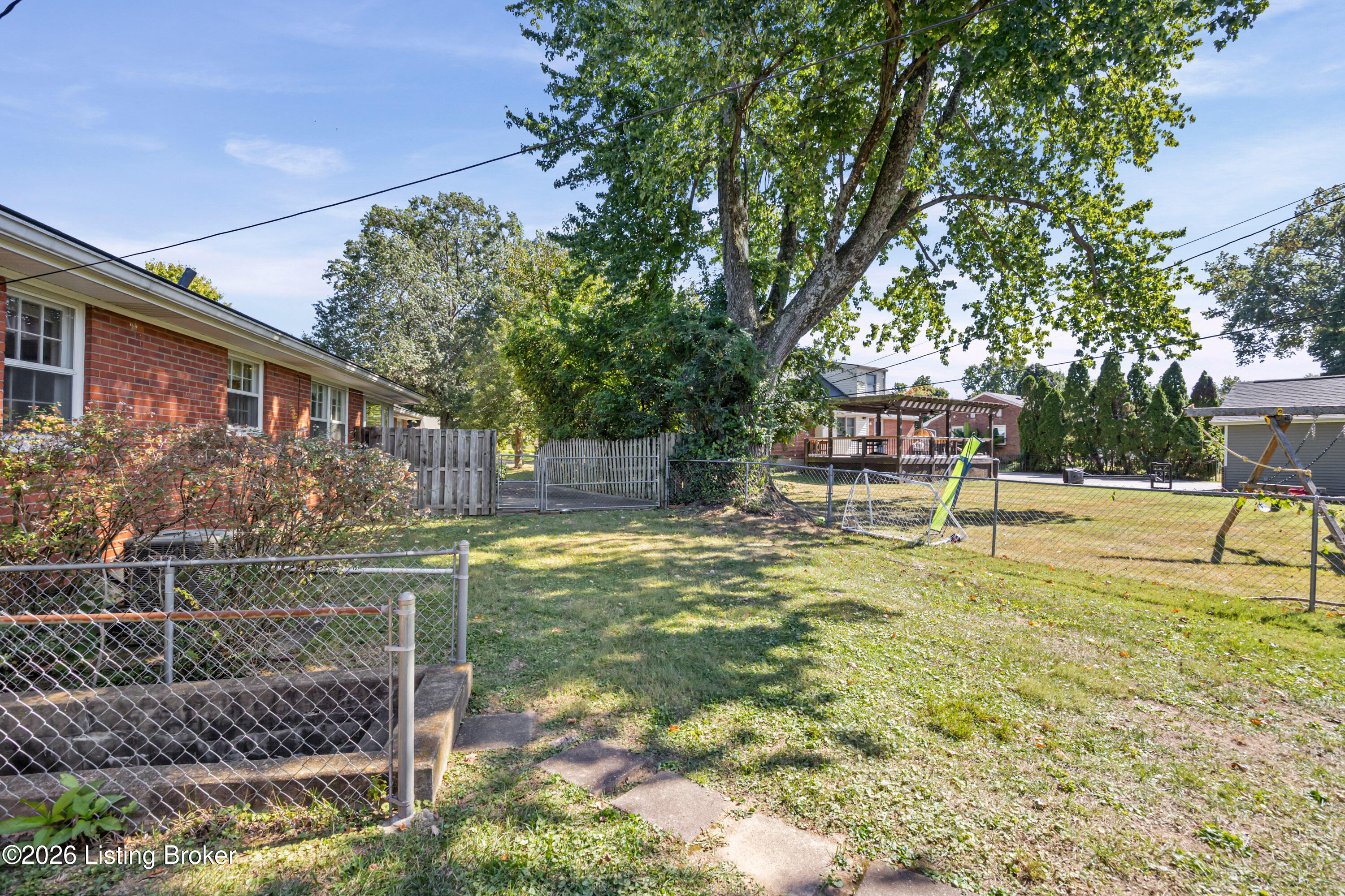 222 Dorchester Rd Property Photo 40