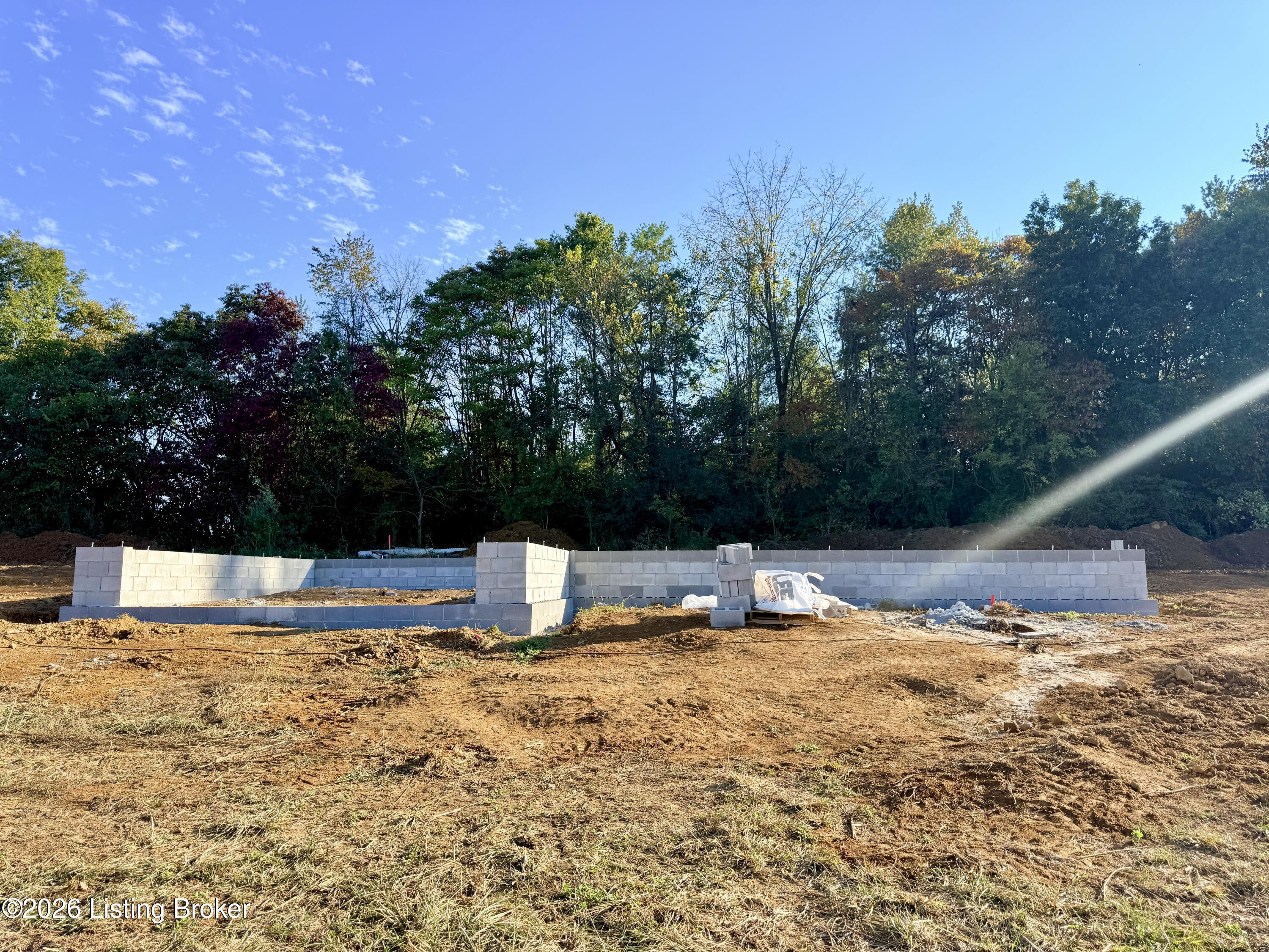 189 Tulip Dr Property Photo 1