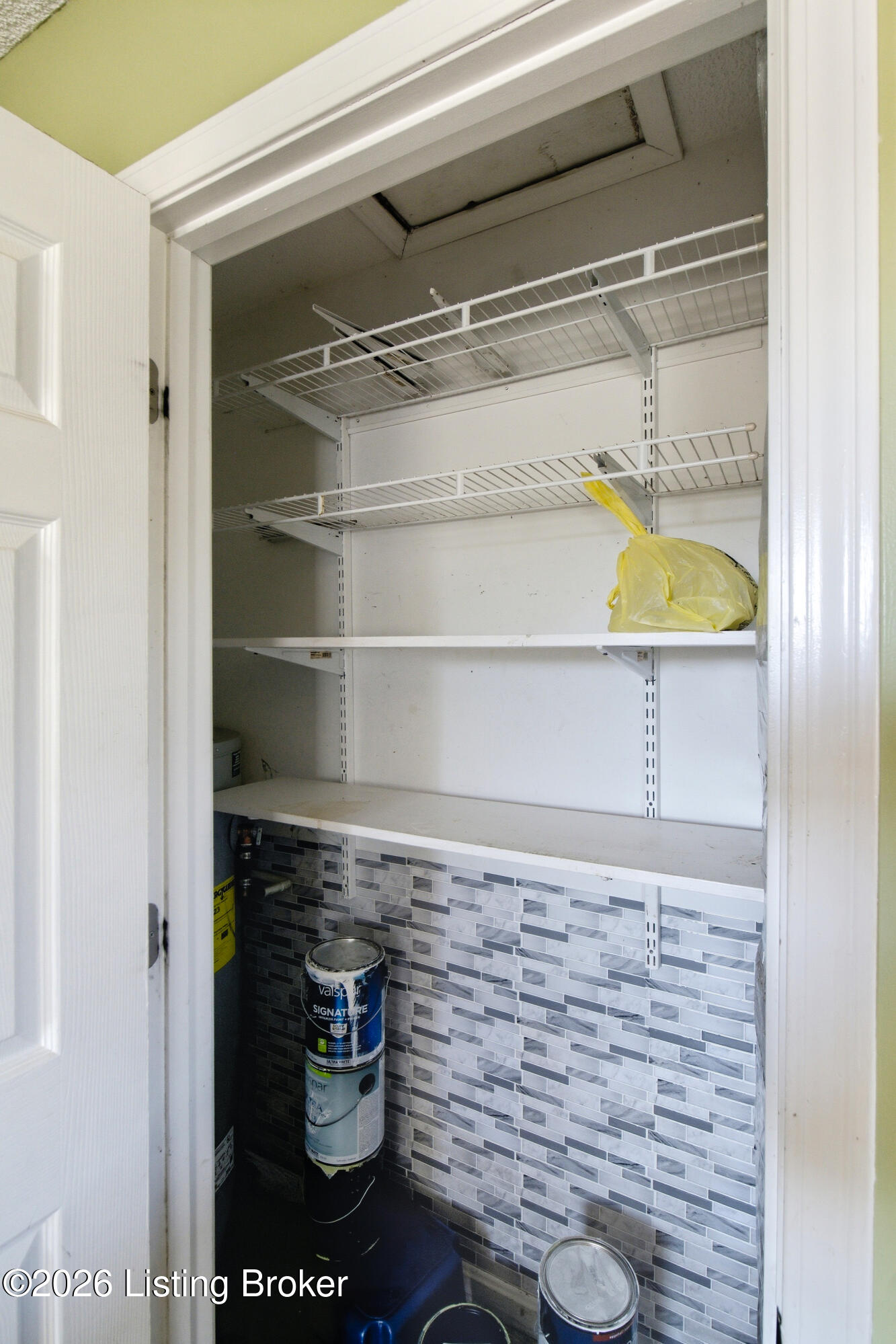 1177 Holy Cross Rd Property Photo 10