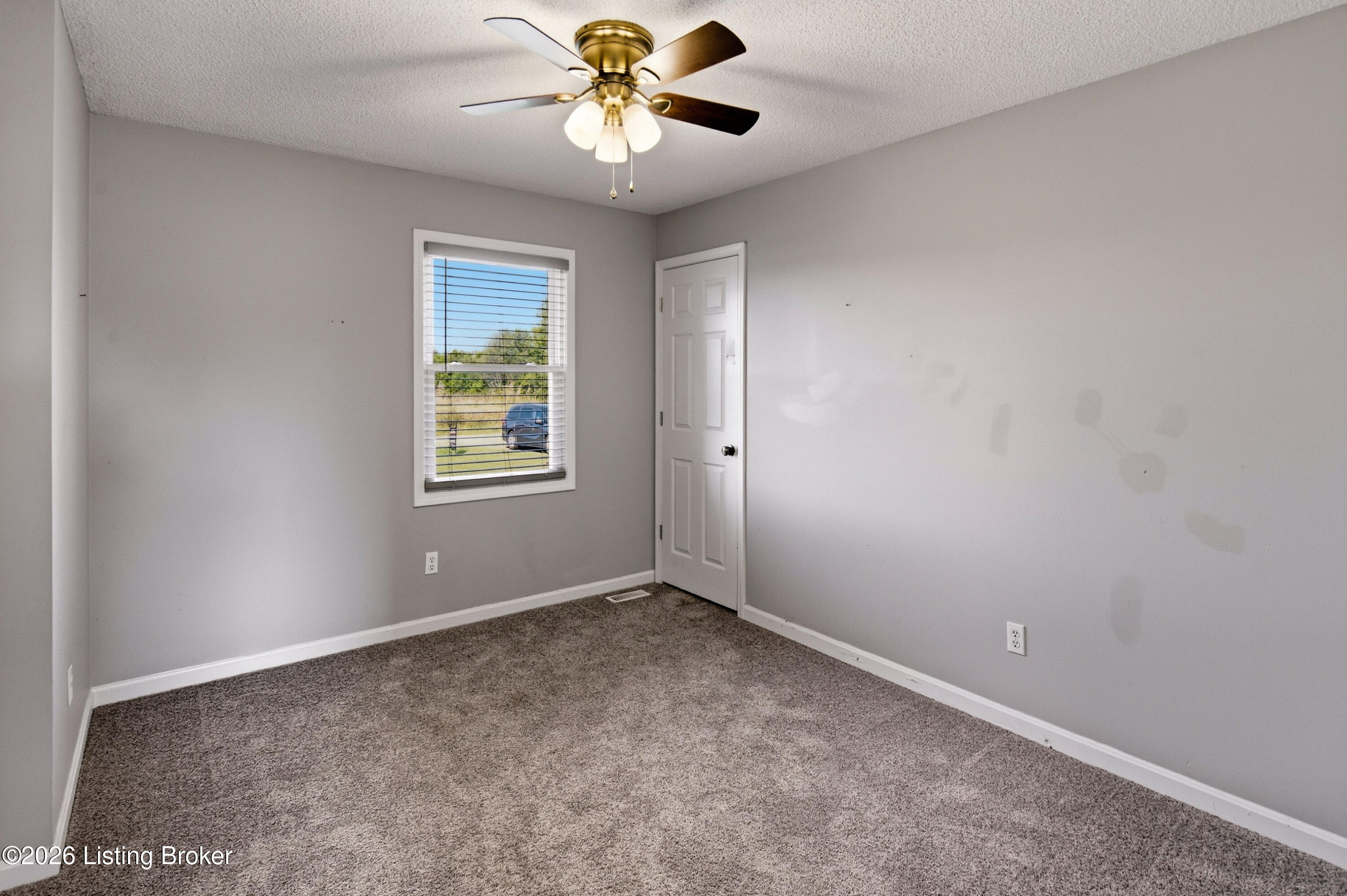 1177 Holy Cross Rd Property Photo 32