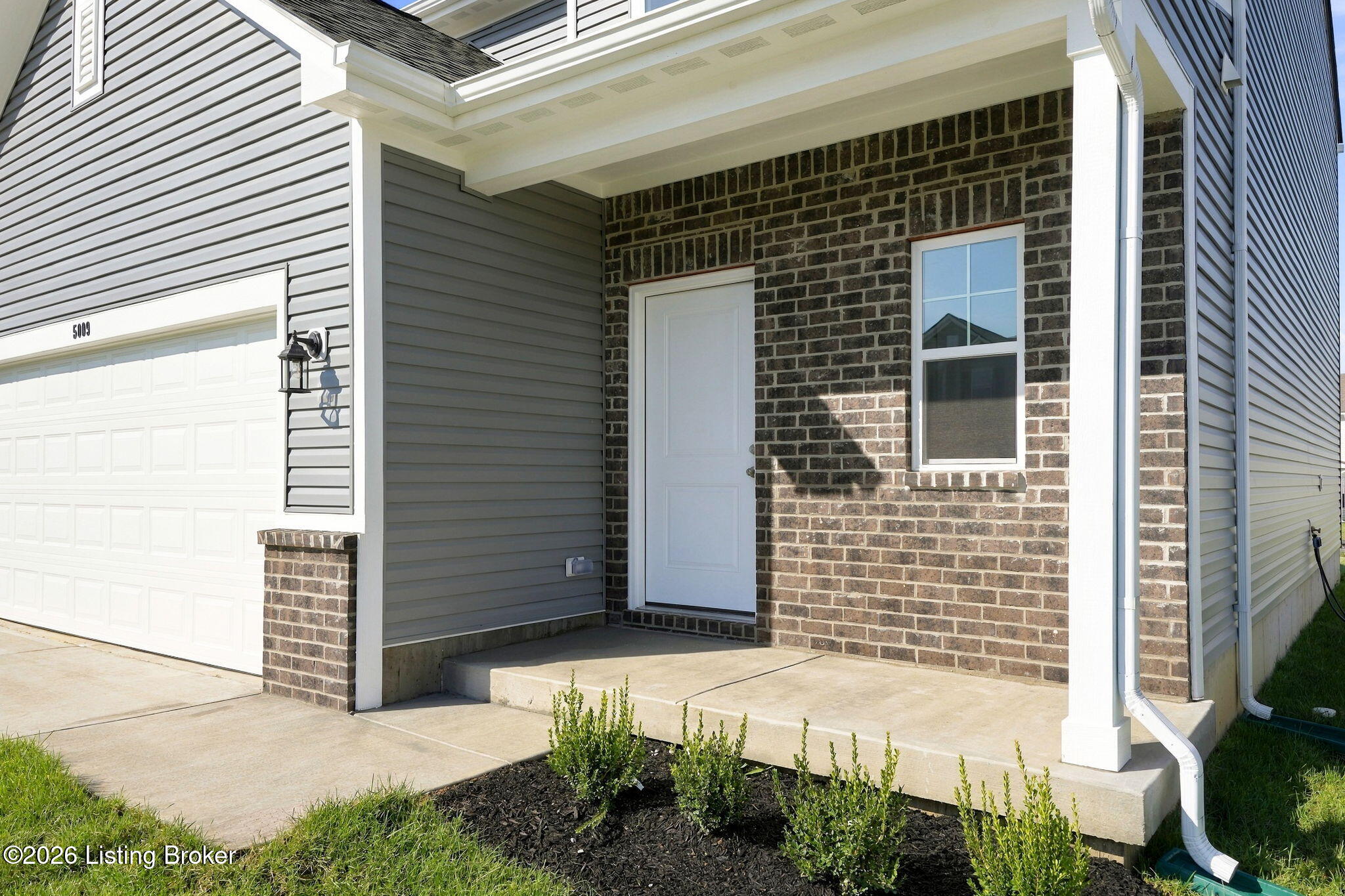 5009 Irwin Way Property Photo 3