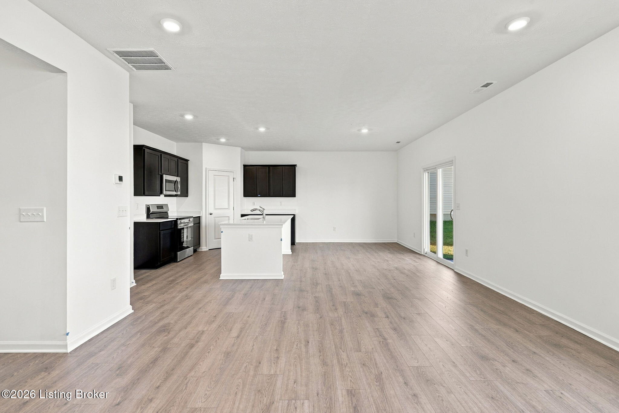 5009 Irwin Way Property Photo 10