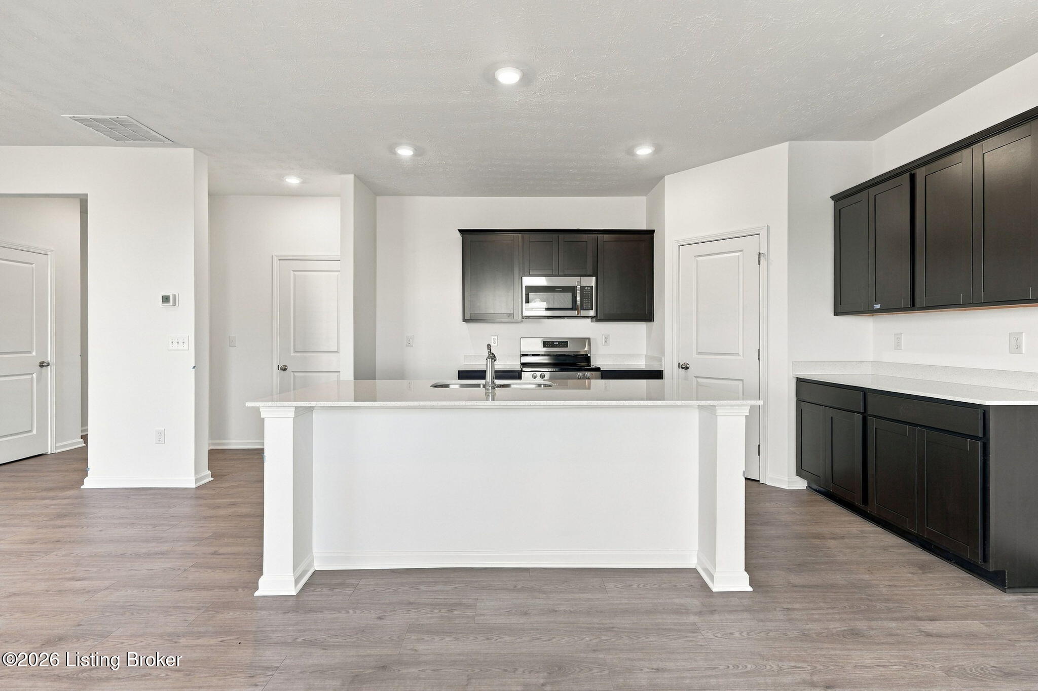 5009 Irwin Way Property Photo 11