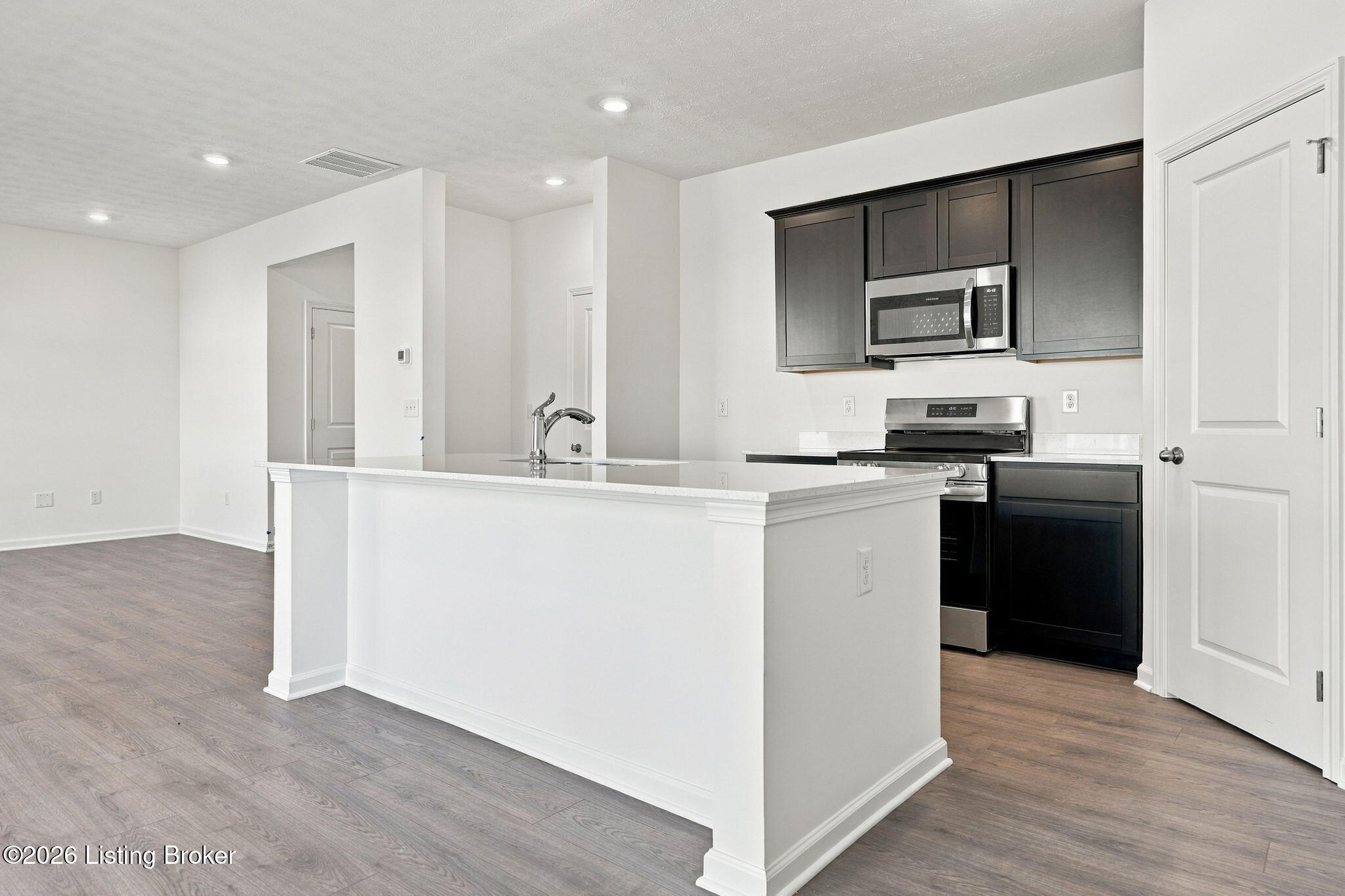 5009 Irwin Way Property Photo 12