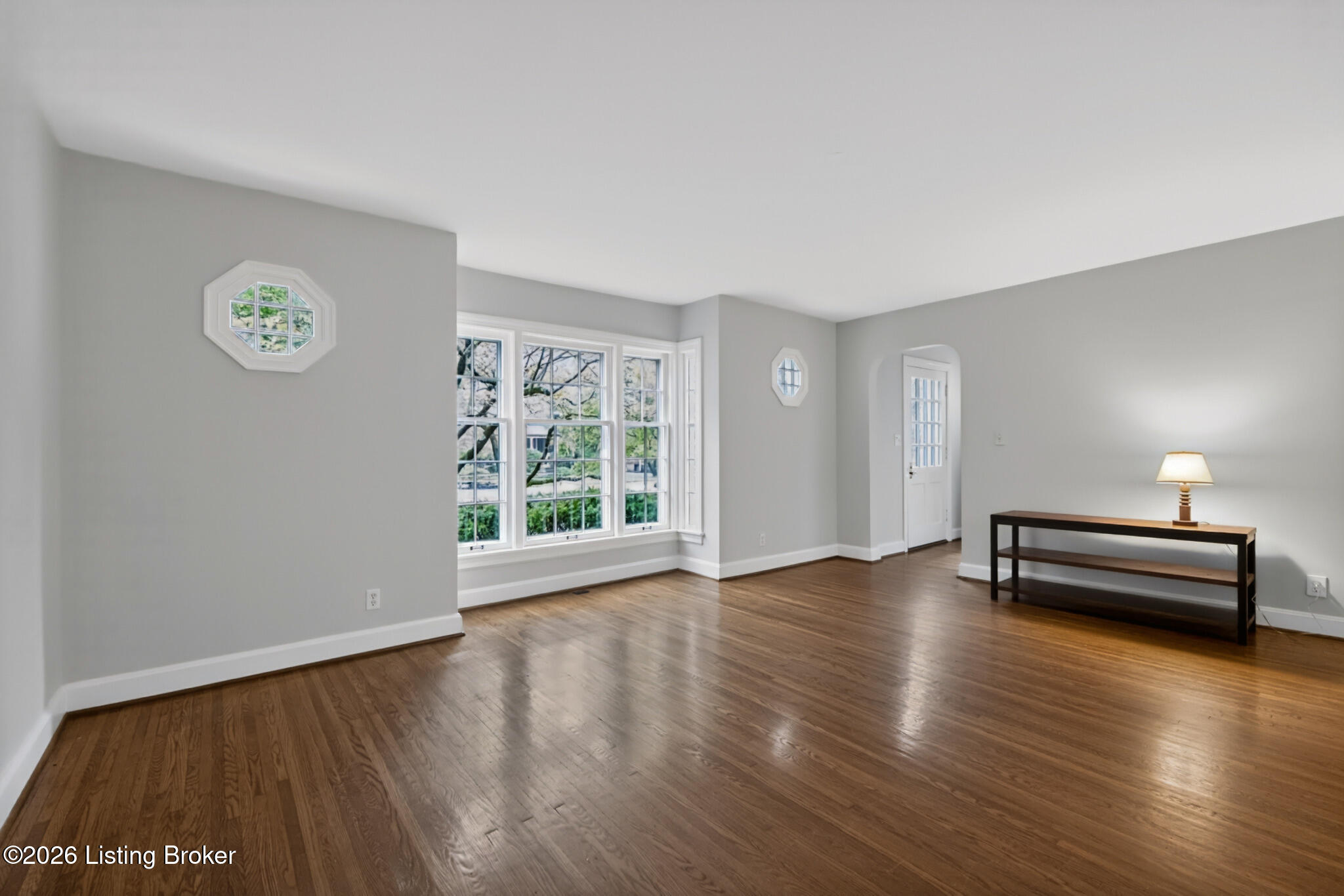 4016 Hycliffe Ave Property Photo 7