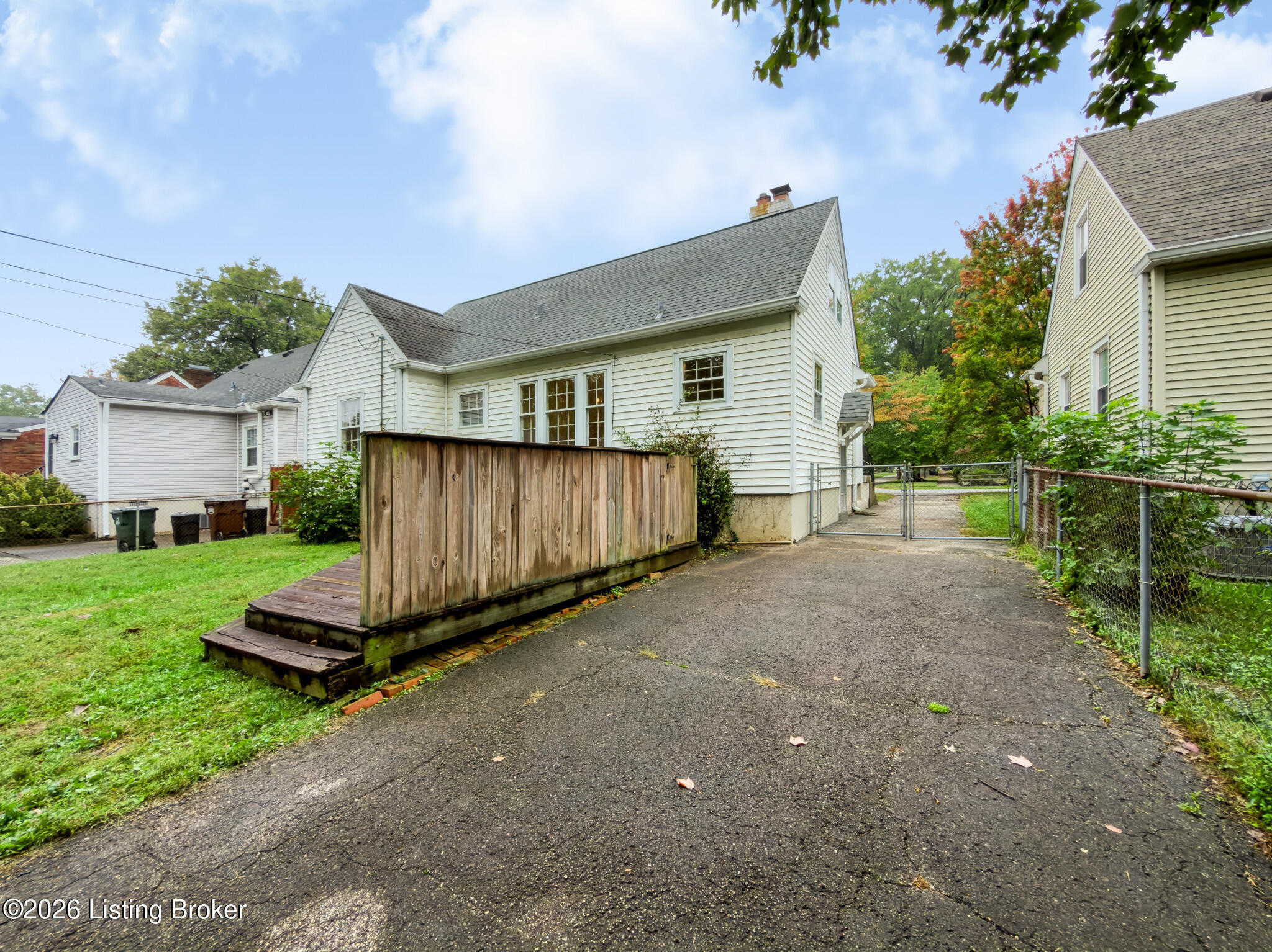 4016 Hycliffe Ave Property Photo 38