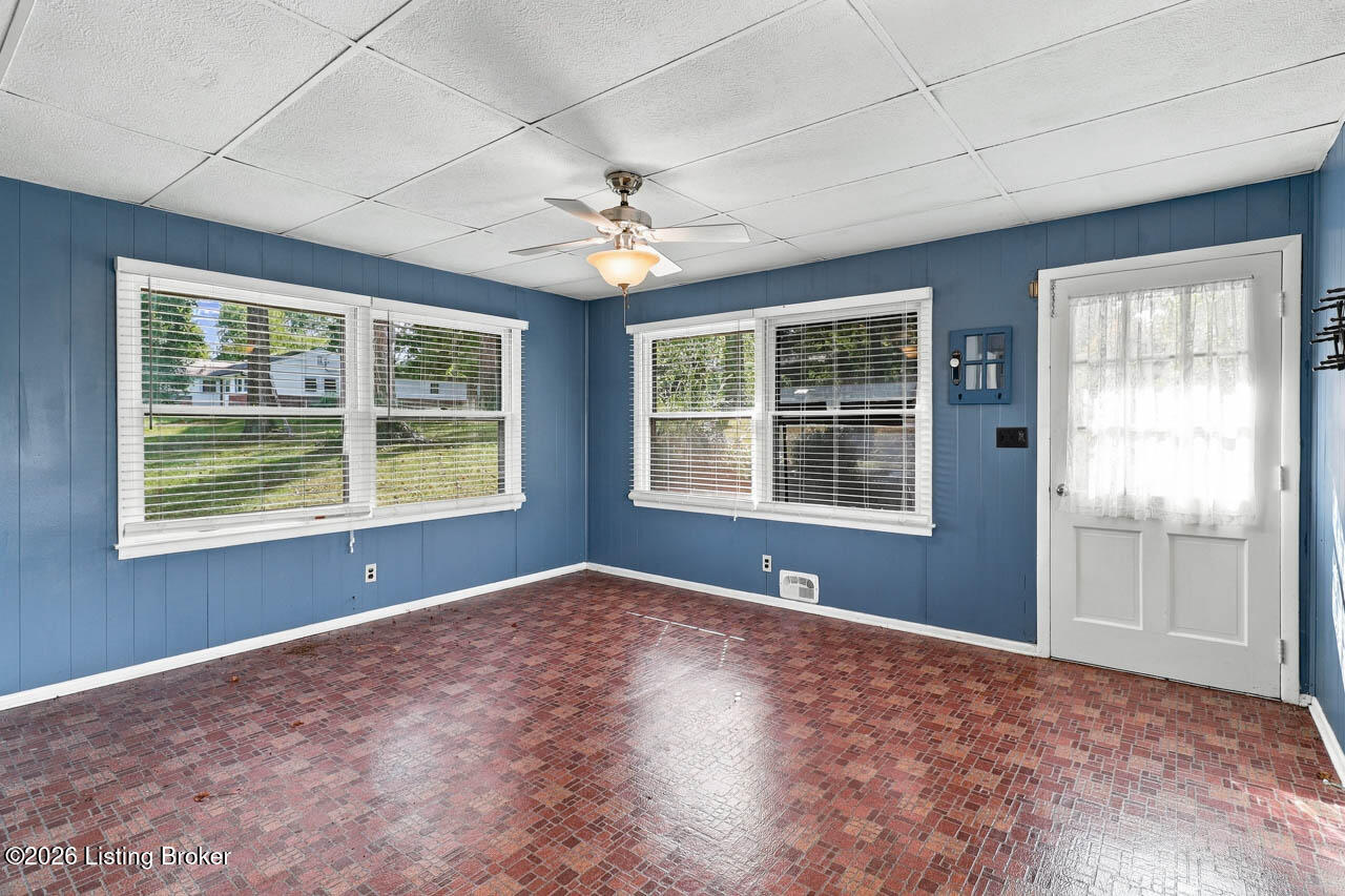 6204/6206 Briscoe Ln Property Photo 23