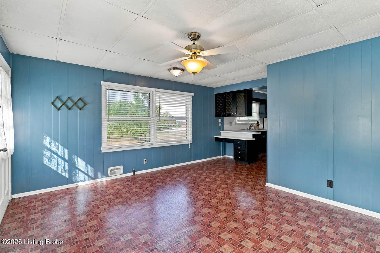 6204/6206 Briscoe Ln Property Photo 24