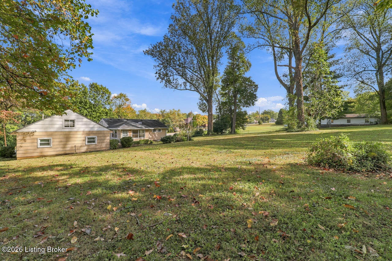6204/6206 Briscoe Ln Property Photo 37