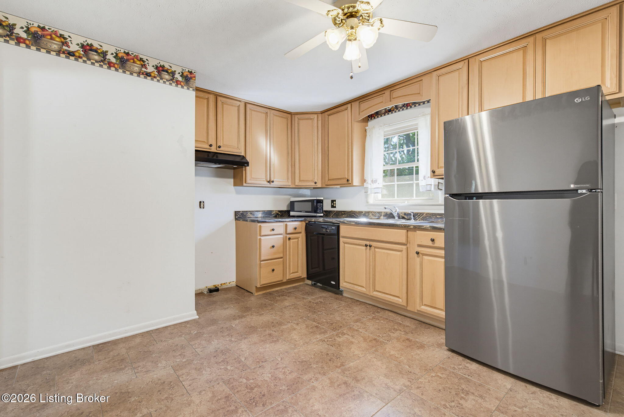 503 Savannah Ave Property Photo 11