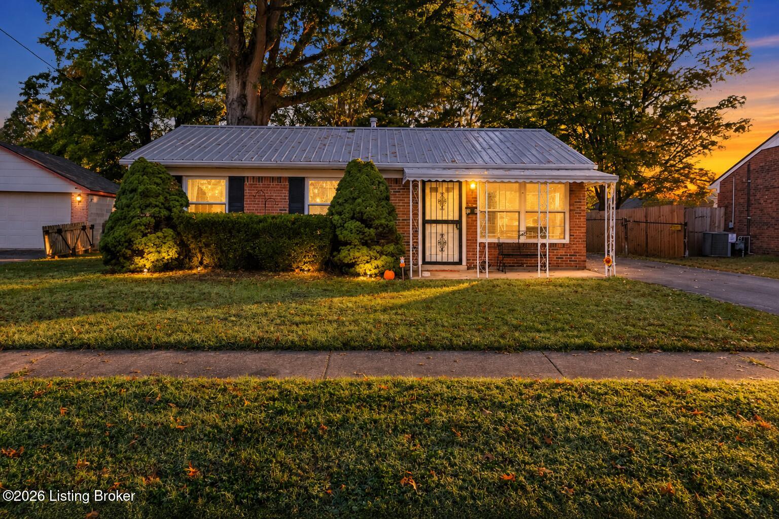 5005 Railroad Ave Property Photo 1