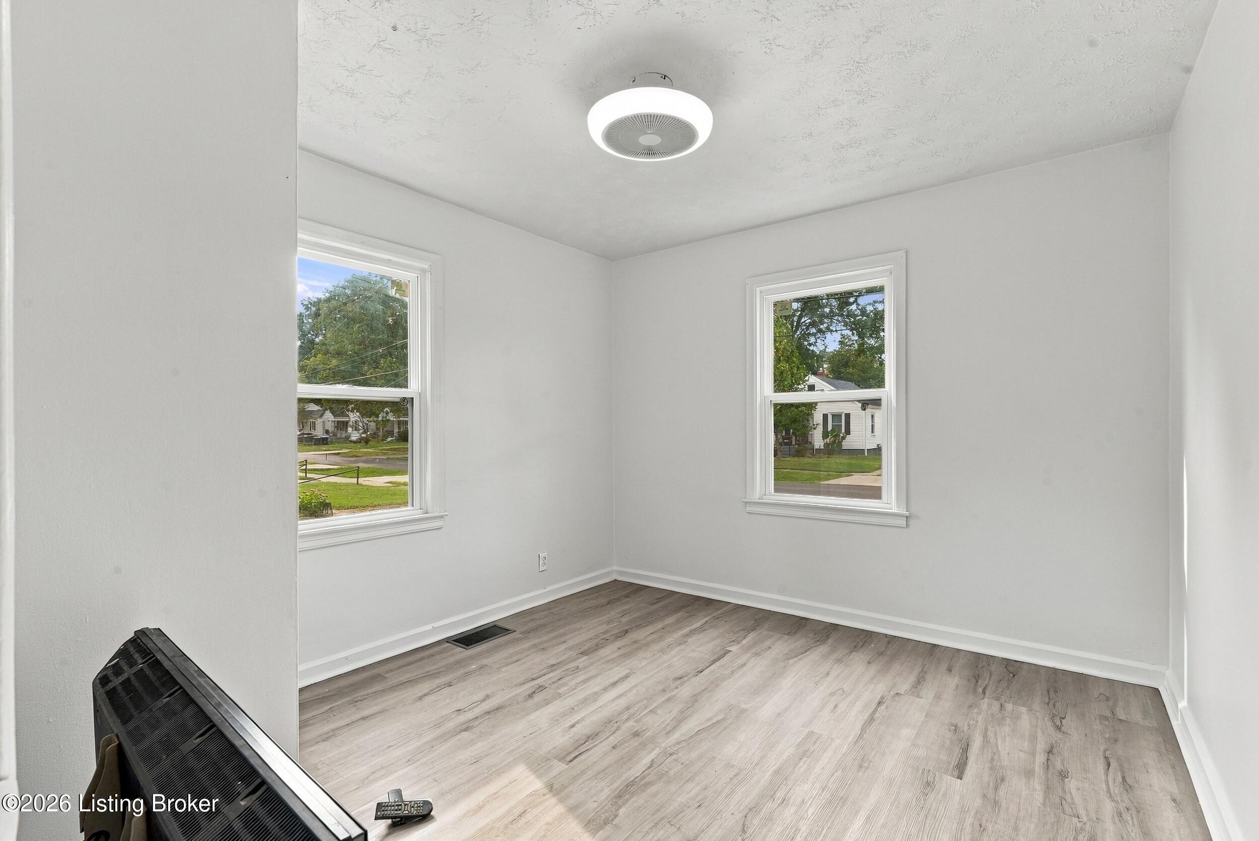 600 Gheens Ave Property Photo 6