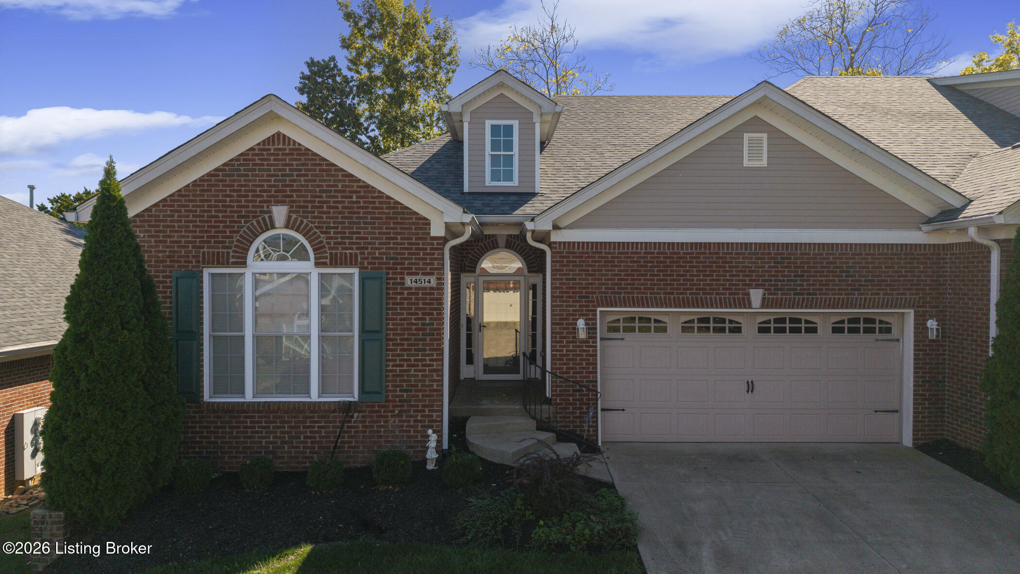 14514 Lake Village Dr Property Photo 1