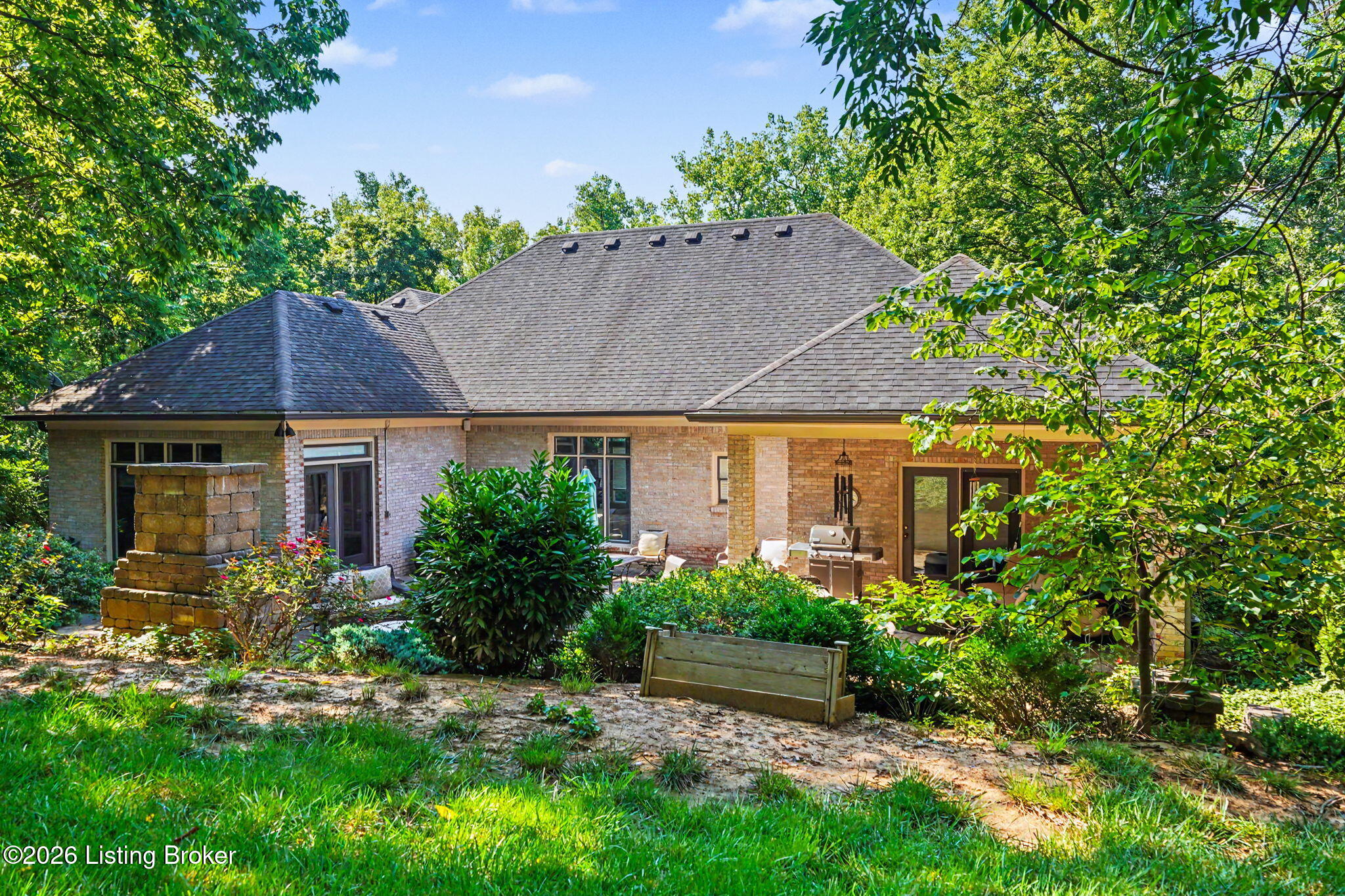 2811 Alta Vista Ct Property Photo 39