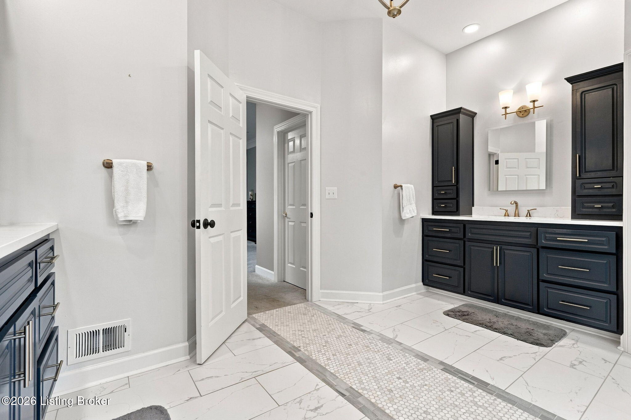 2811 Alta Vista Ct Property Photo 43