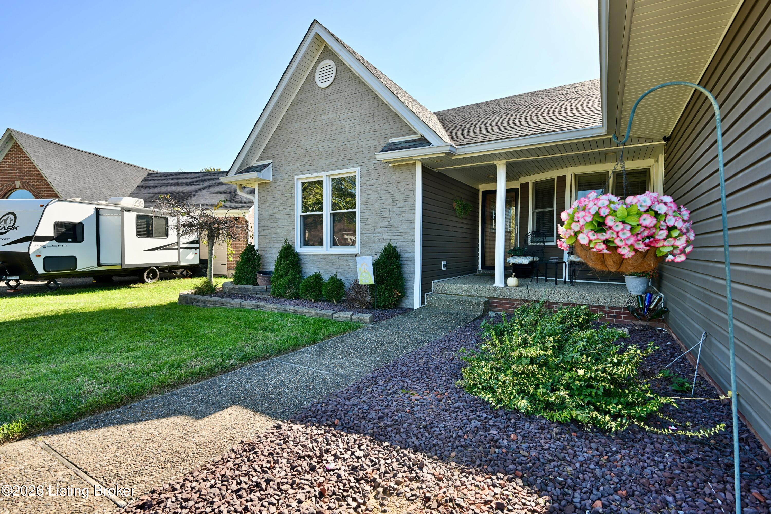 12019 Lavenia Ln Property Photo 1
