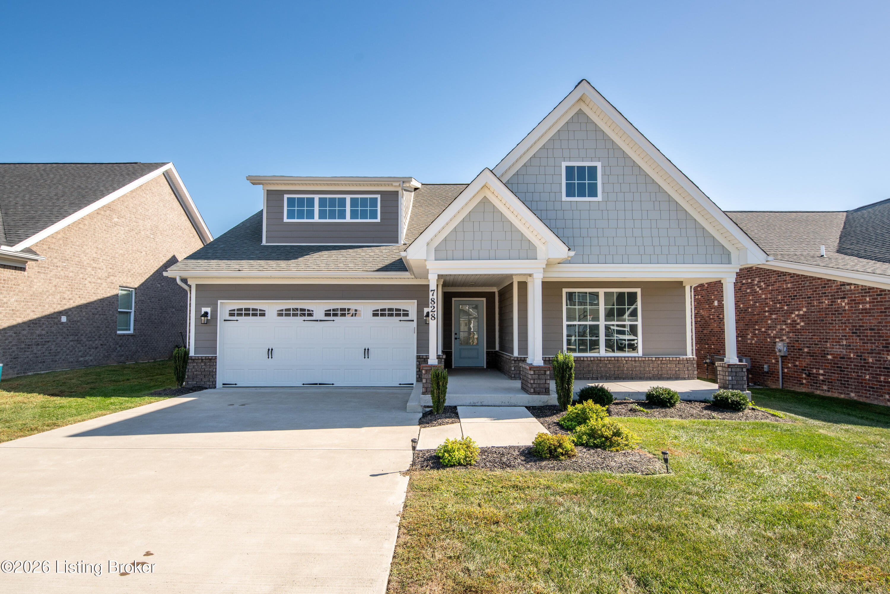 7828 Linwood Cir Property Photo 1