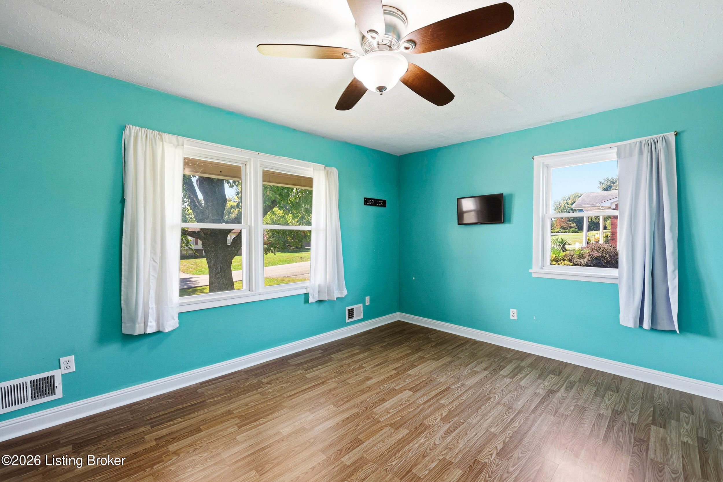 182 Meadowbrook Dr Property Photo 18