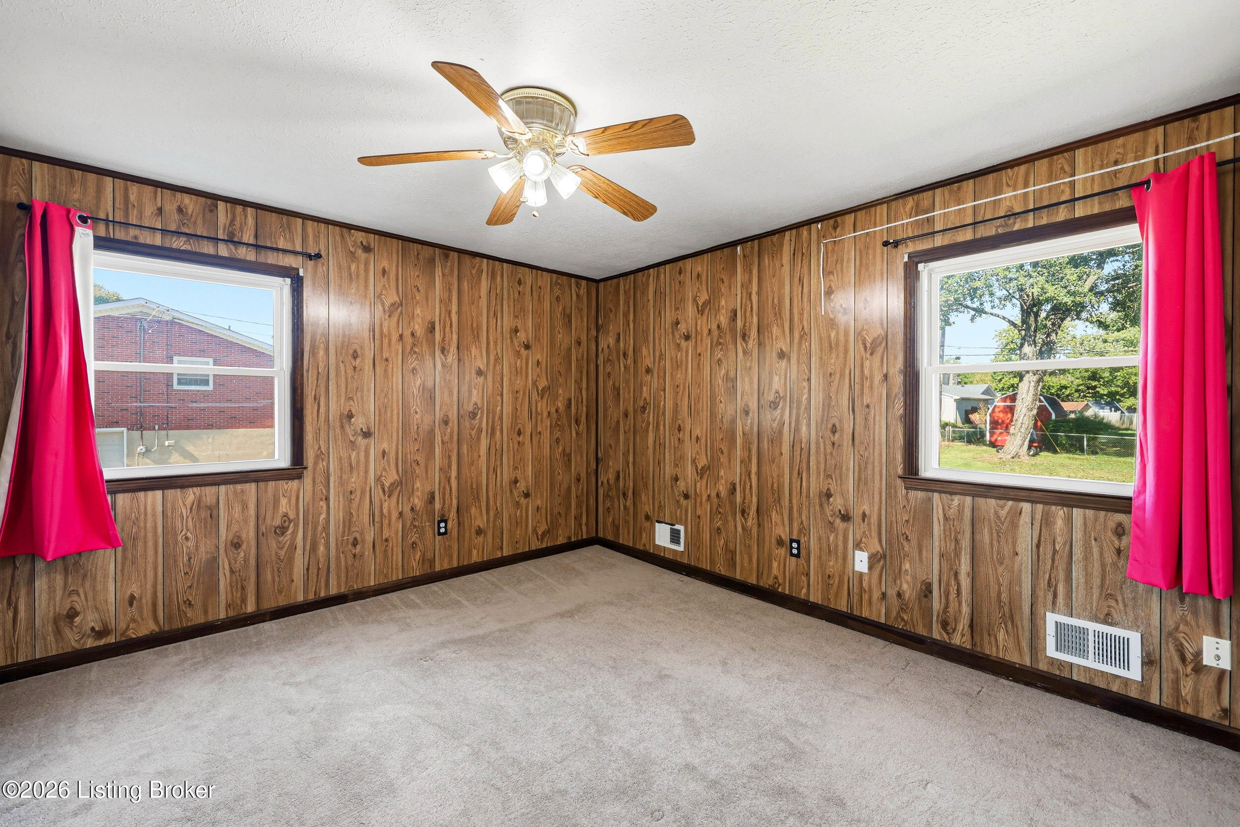 182 Meadowbrook Dr Property Photo 20