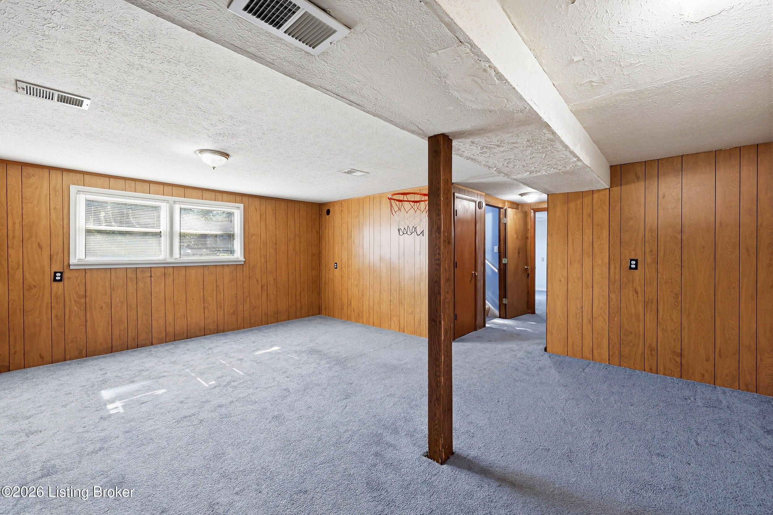 182 Meadowbrook Dr Property Photo 31