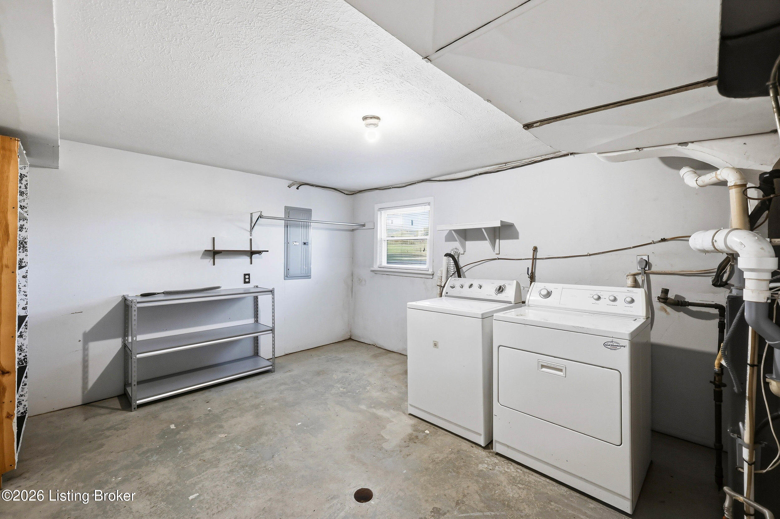 182 Meadowbrook Dr Property Photo 35