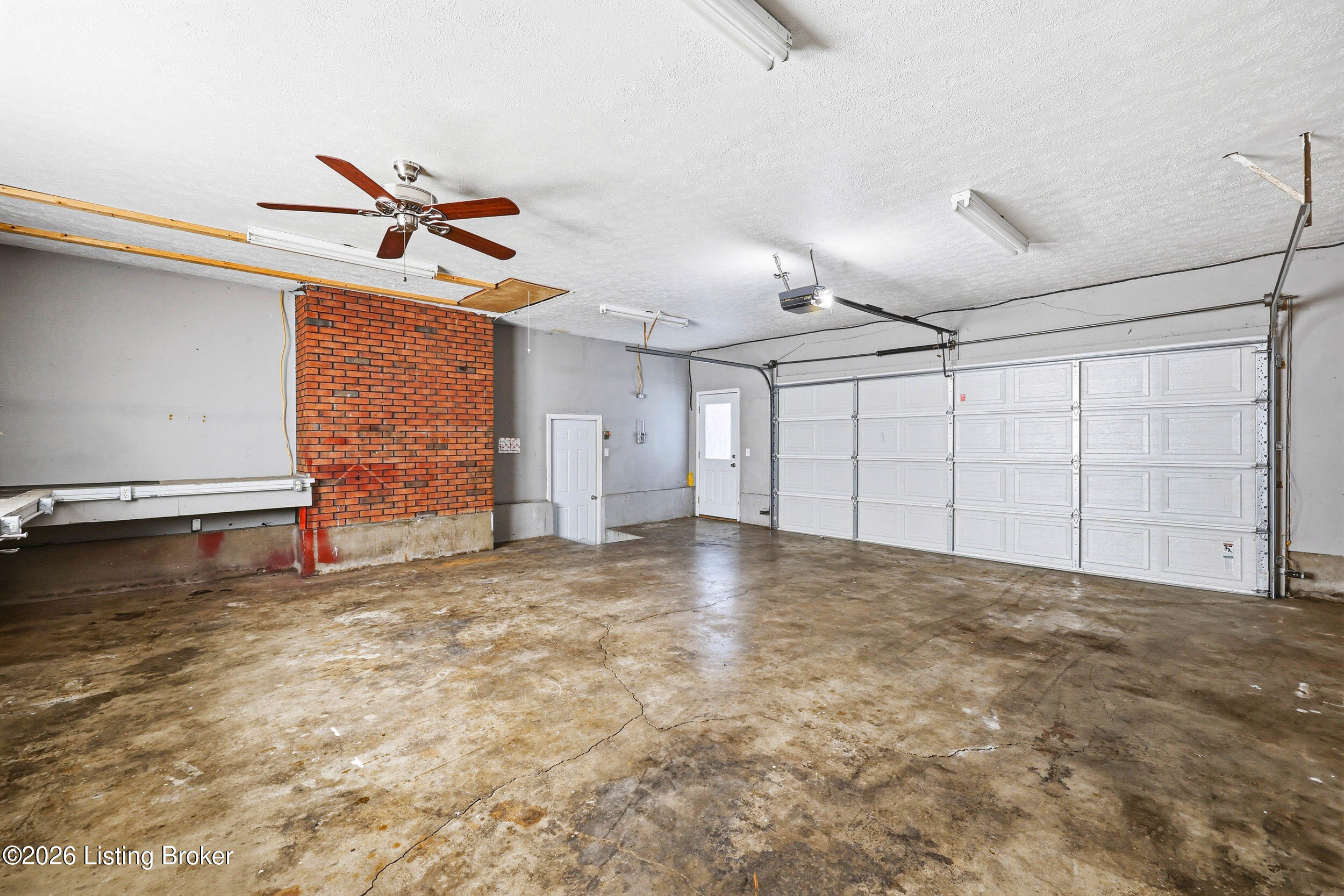 182 Meadowbrook Dr Property Photo 39