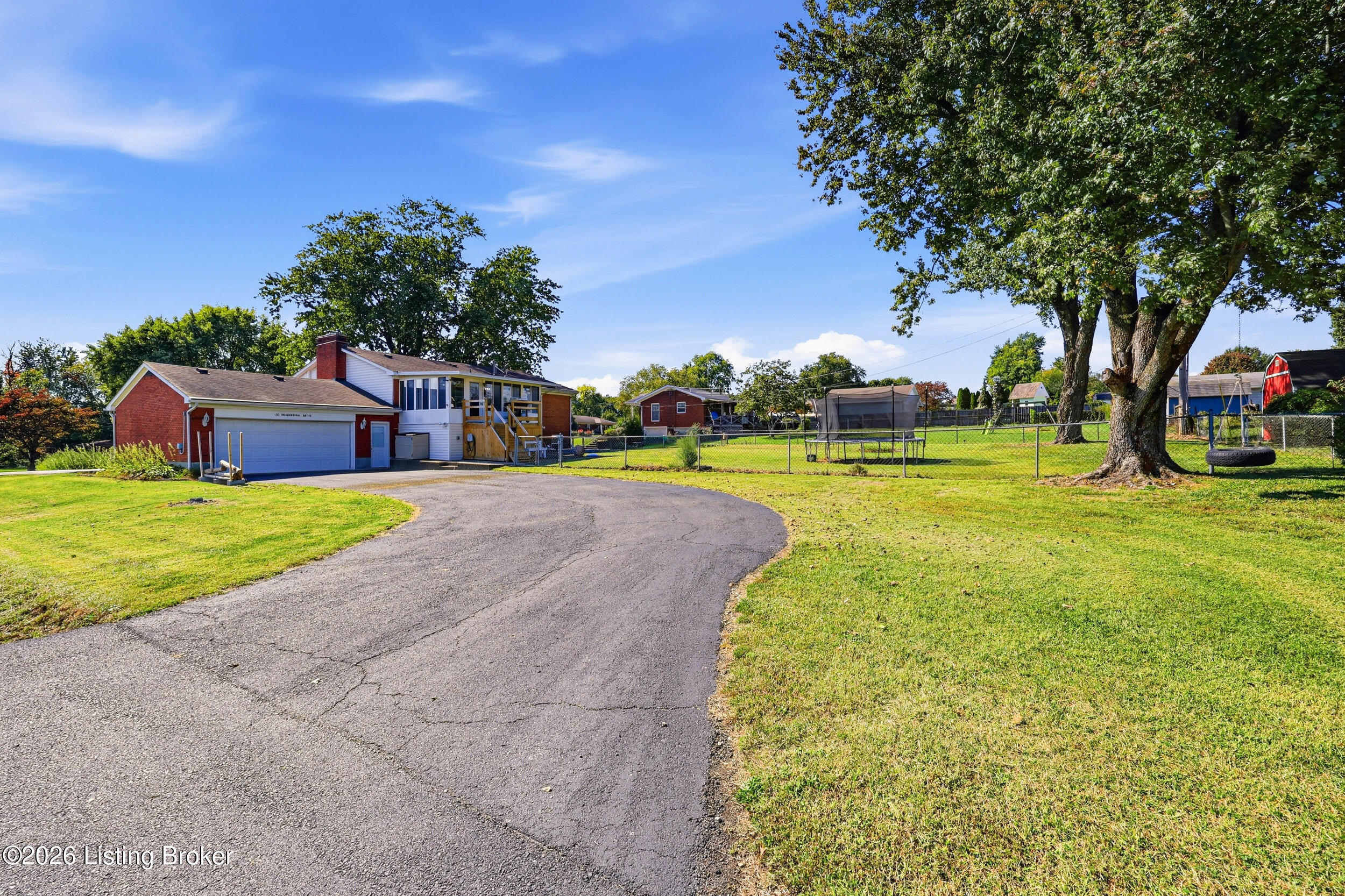 182 Meadowbrook Dr Property Photo 44