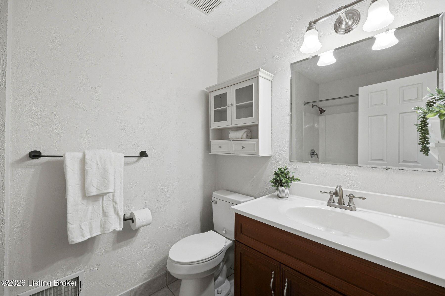 4607 Haeringdon Dr Property Photo 13
