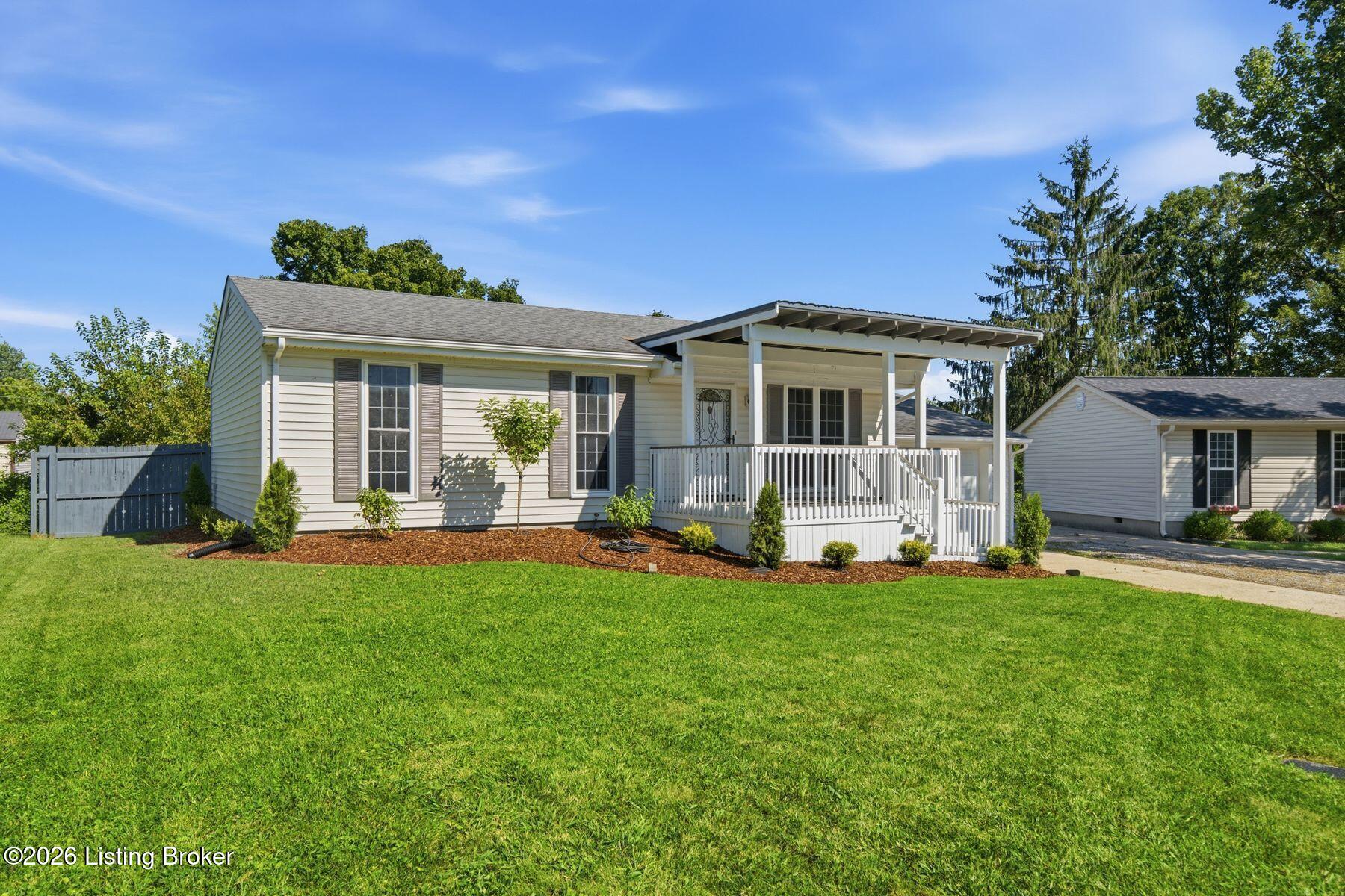 1608 Rhode Ct Property Photo 4