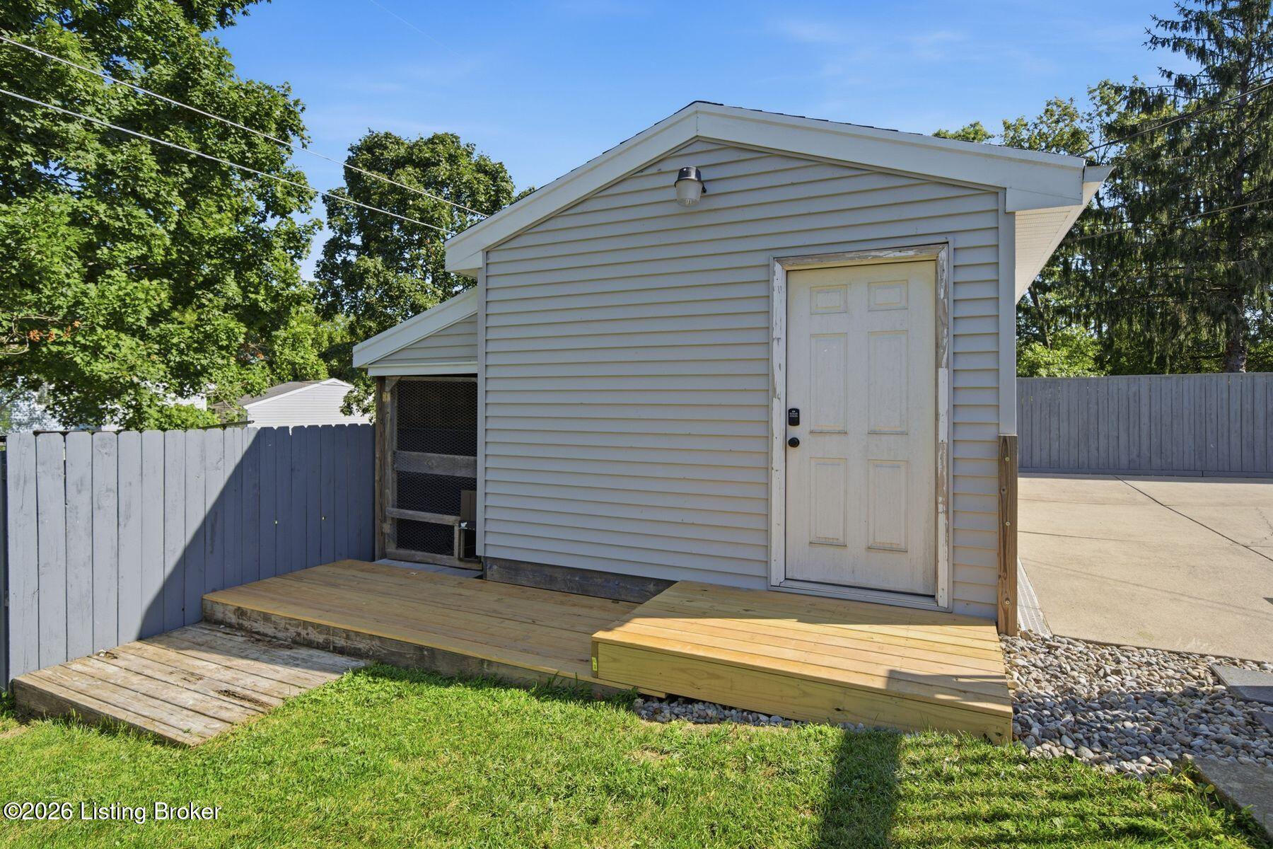 1608 Rhode Ct Property Photo 42