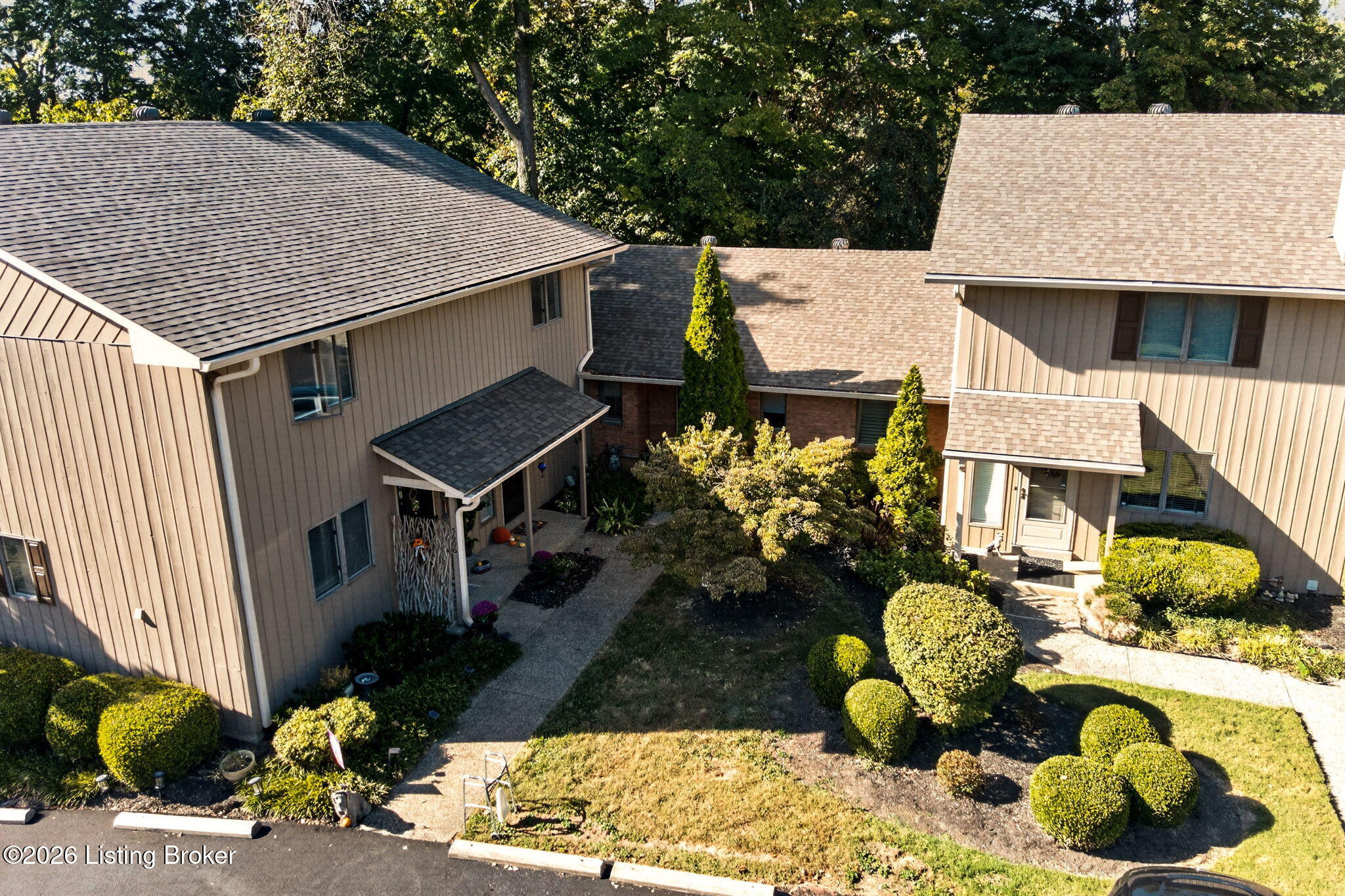5608 Harrods Cove Property Photo 2